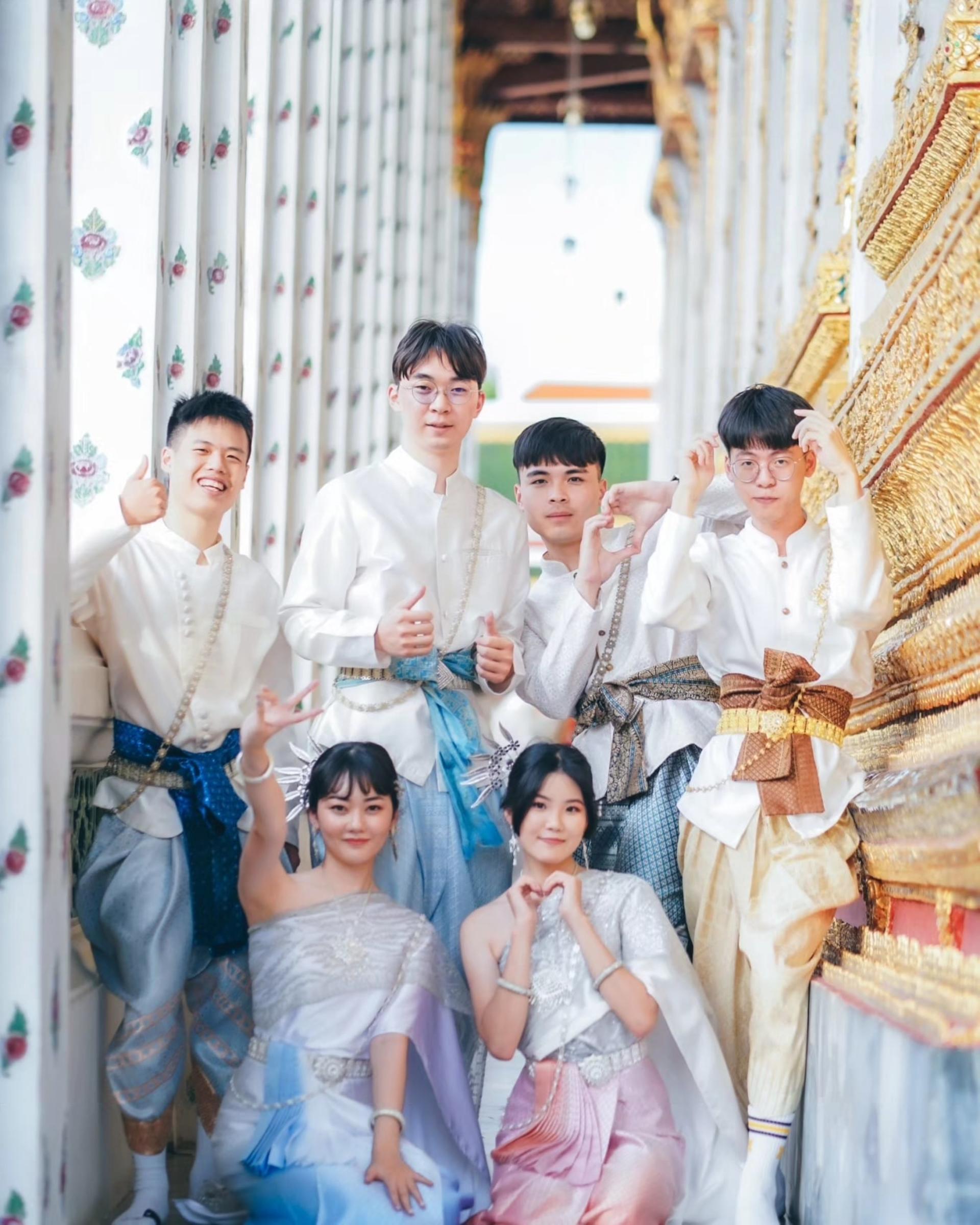 Thai Costume Rental Bangkok by Absolute Thai - Thumbnail 58