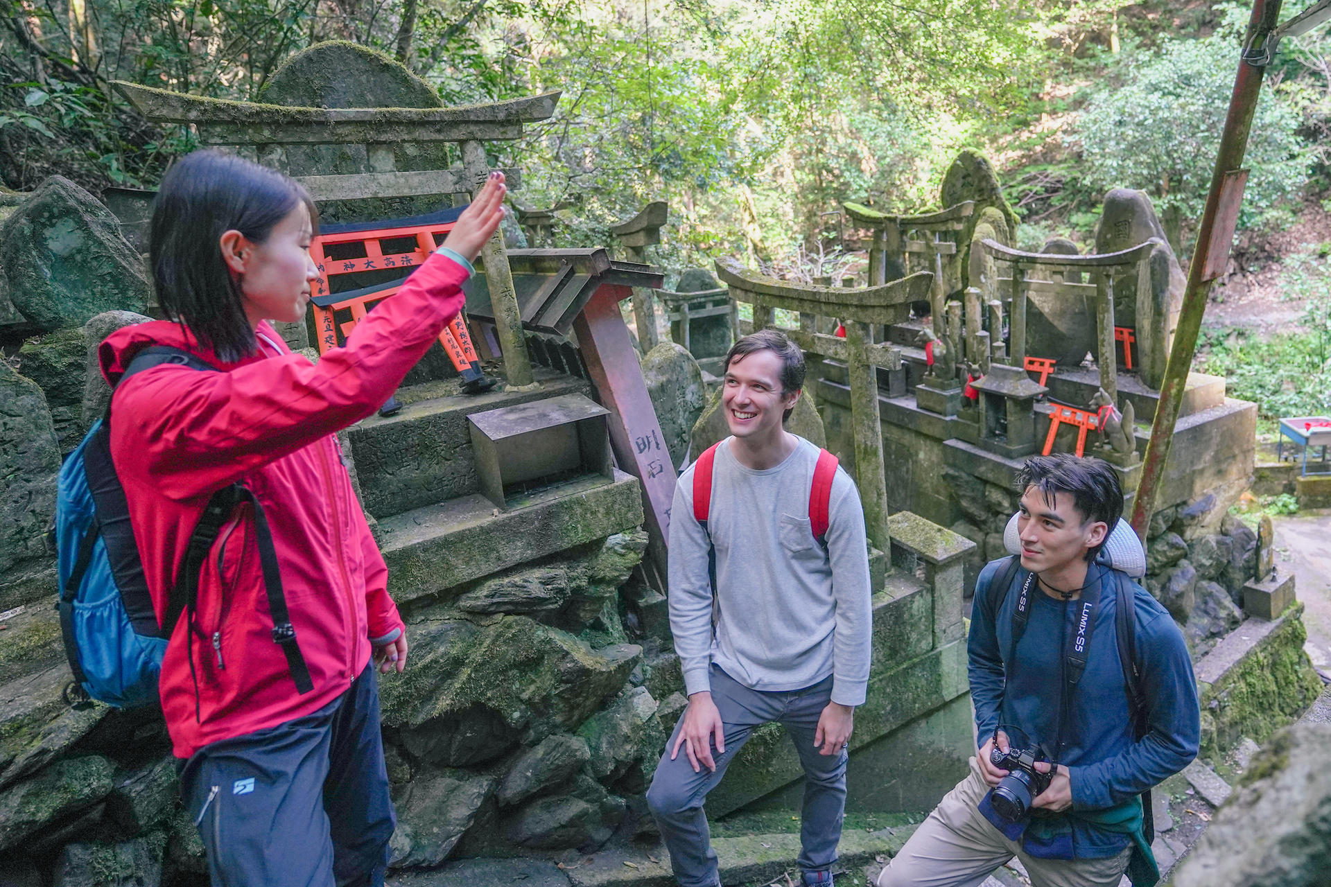 Fushimi Inari Hidden Hiking Tour : Escape the Crowds - Thumbnail 3