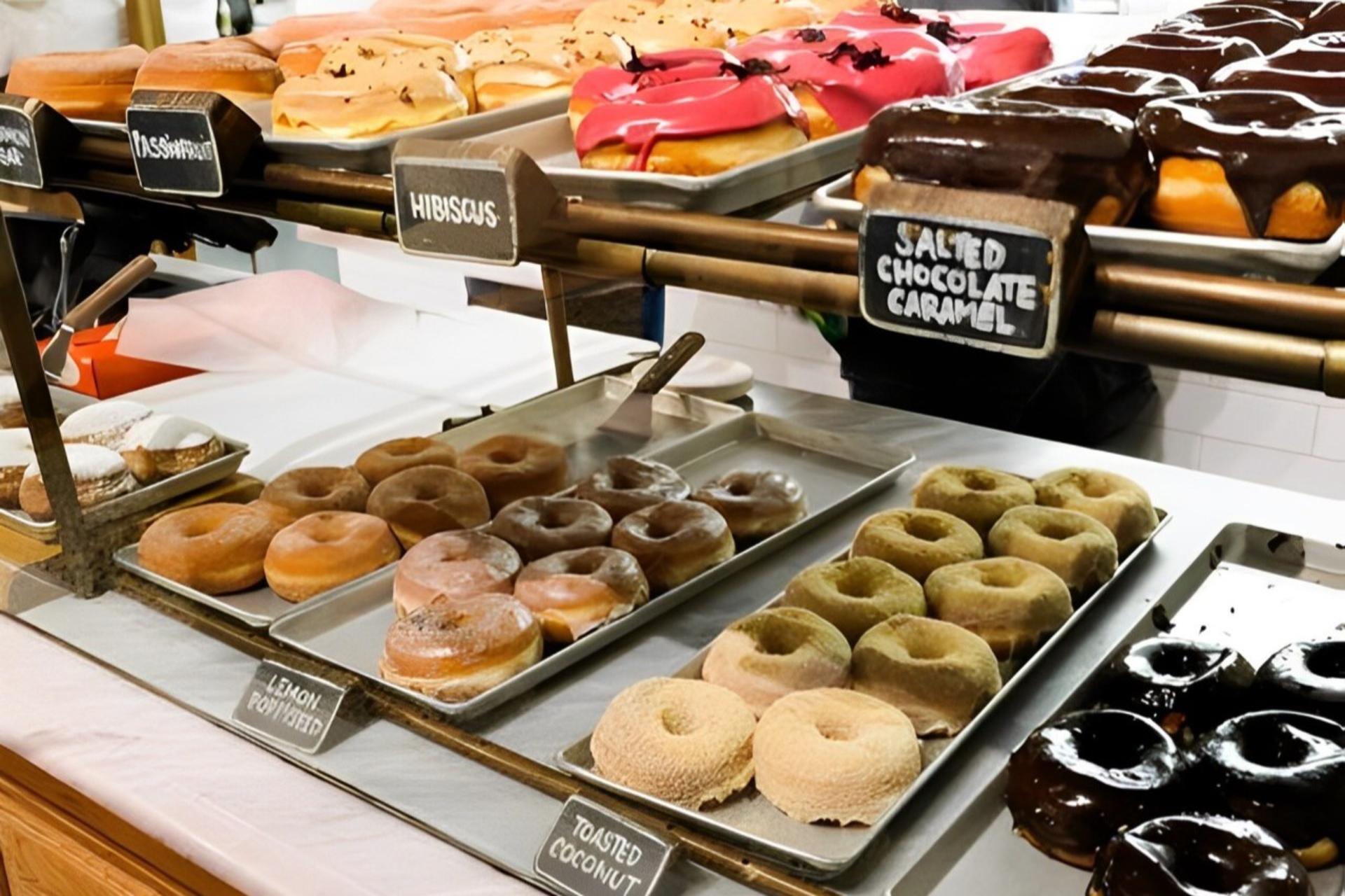 Flatiron &  Greenwich Village Donut Tour - Thumbnail 2