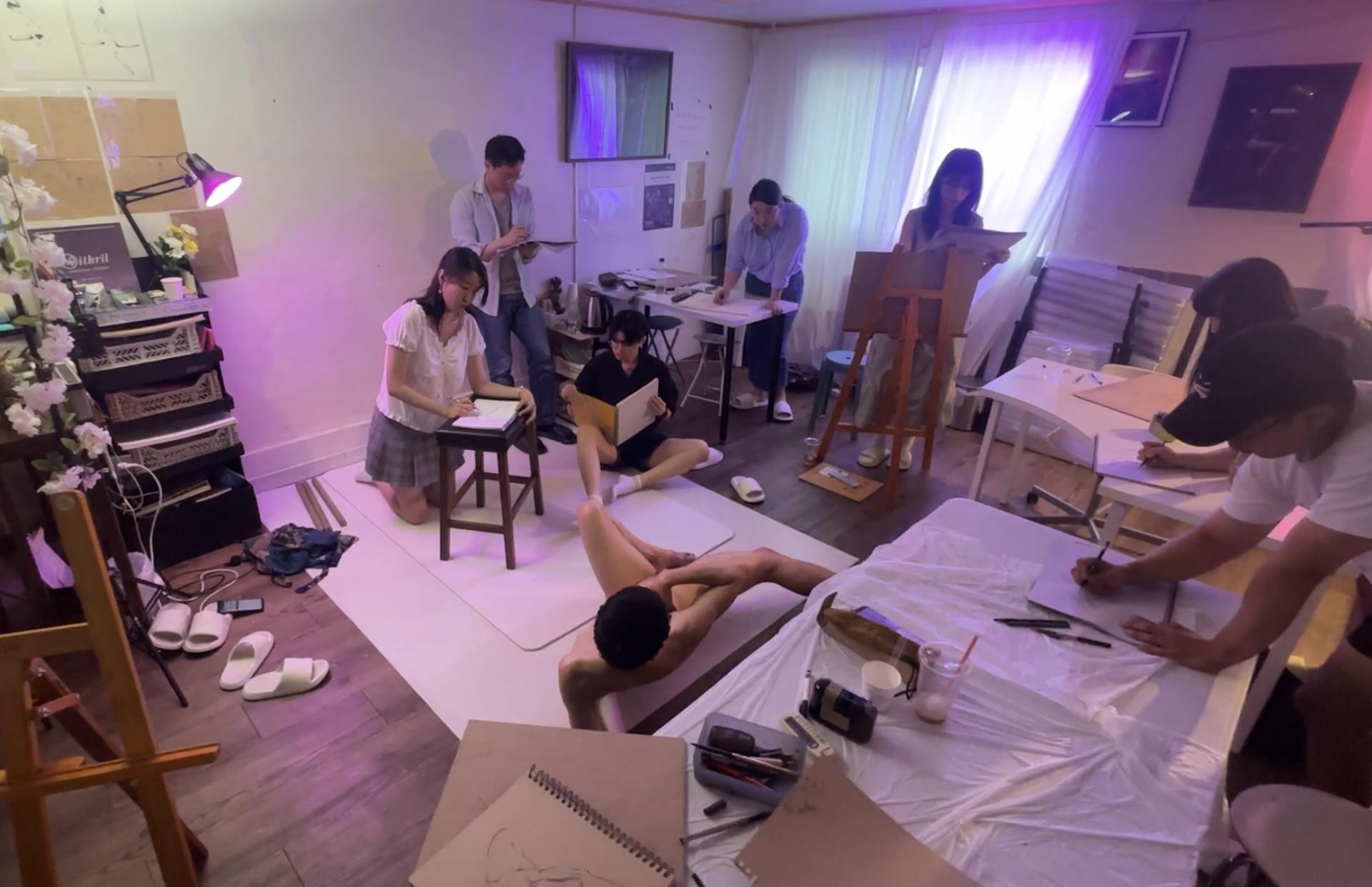 Seoul Life Drawing Experience at Mithril Studio Euljiro - Thumbnail 3