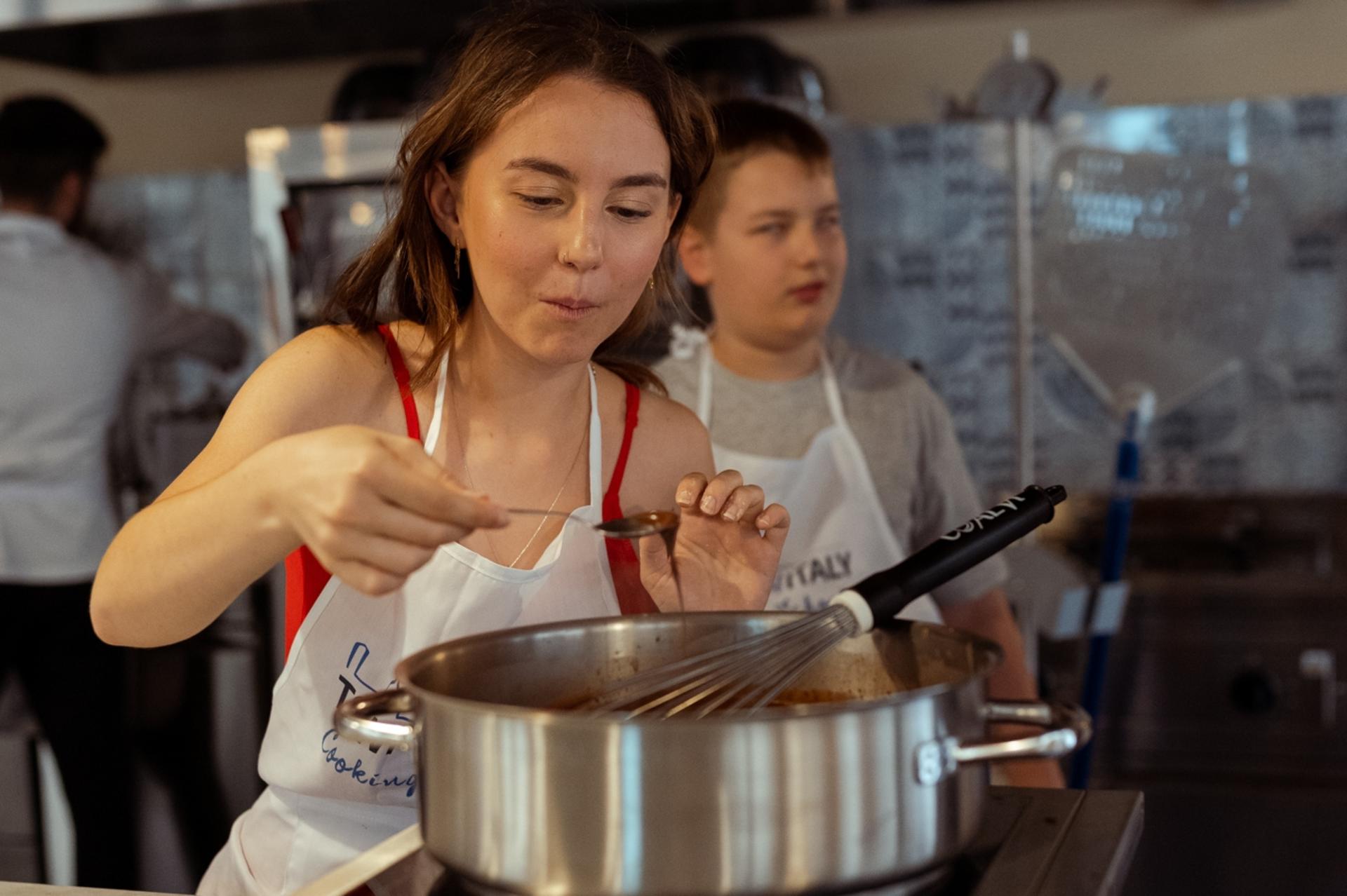 Palermo Flavors Pizza, Gelato & Wine Cooking Experience - Thumbnail 5