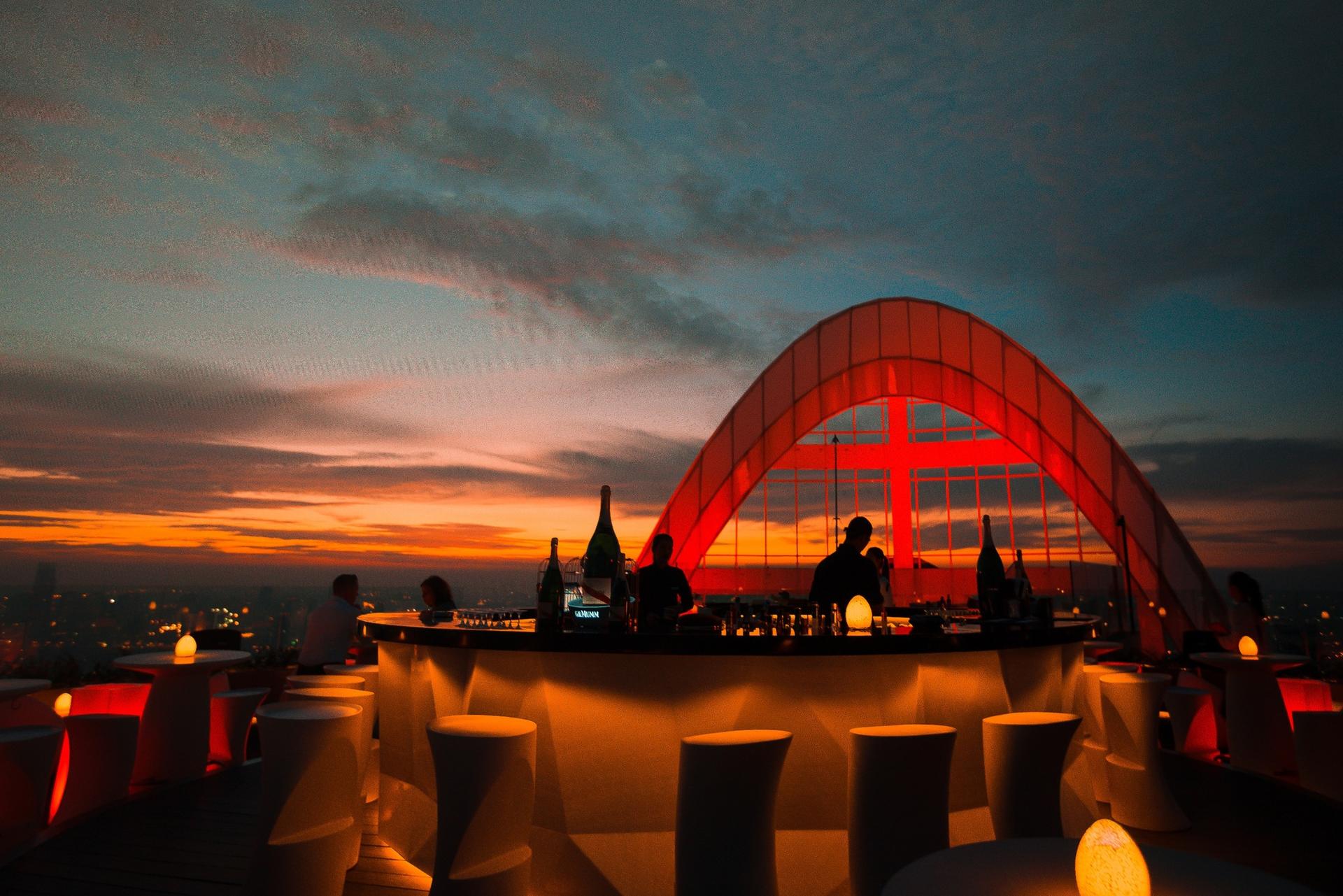 CRU Champagne Bar 59th Floor, Centara Grand at CentralWorld - Thumbnail 5