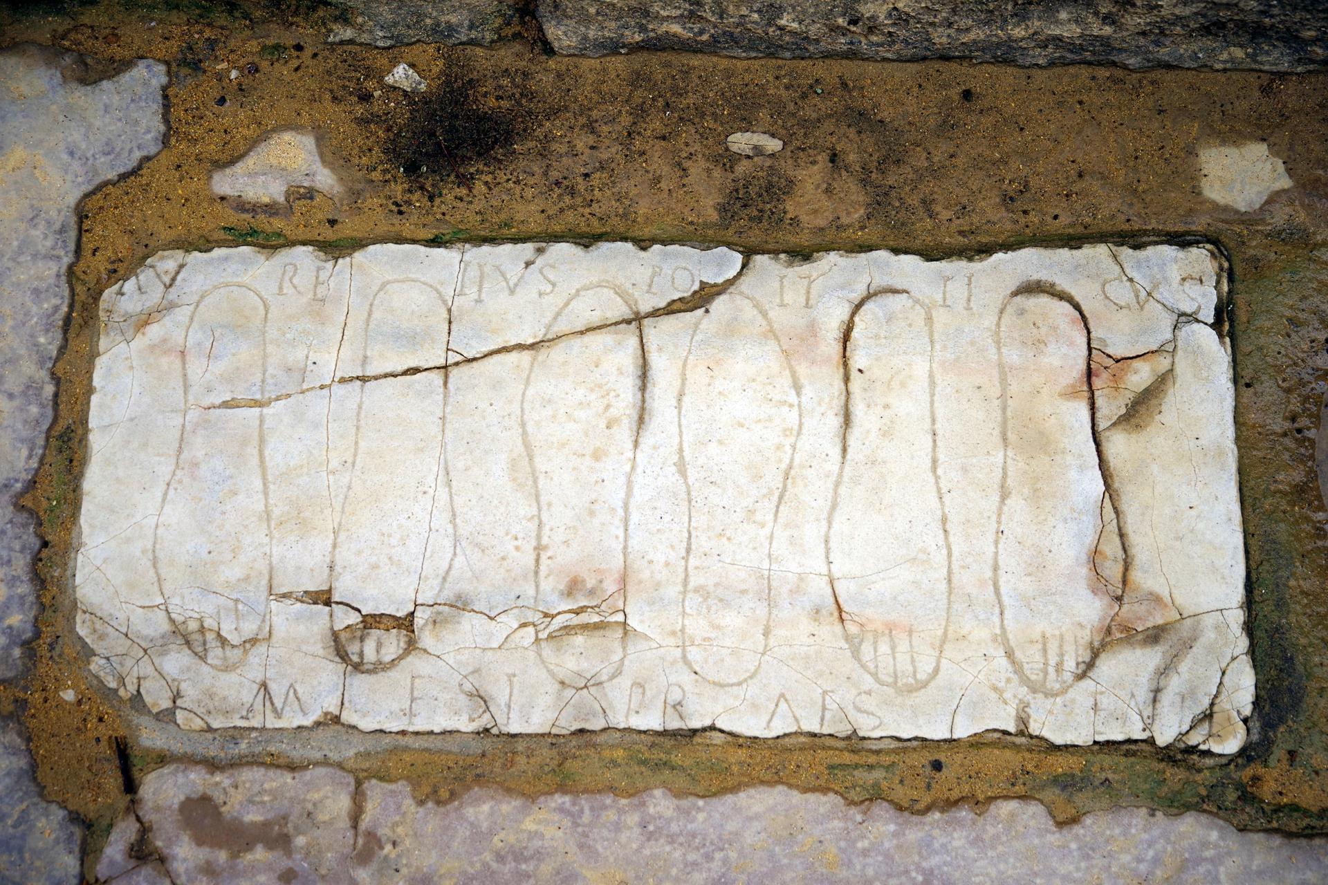 Ruins of Italica & Monastery of San Isidoro del Campo Half-Day Tour - Thumbnail 3