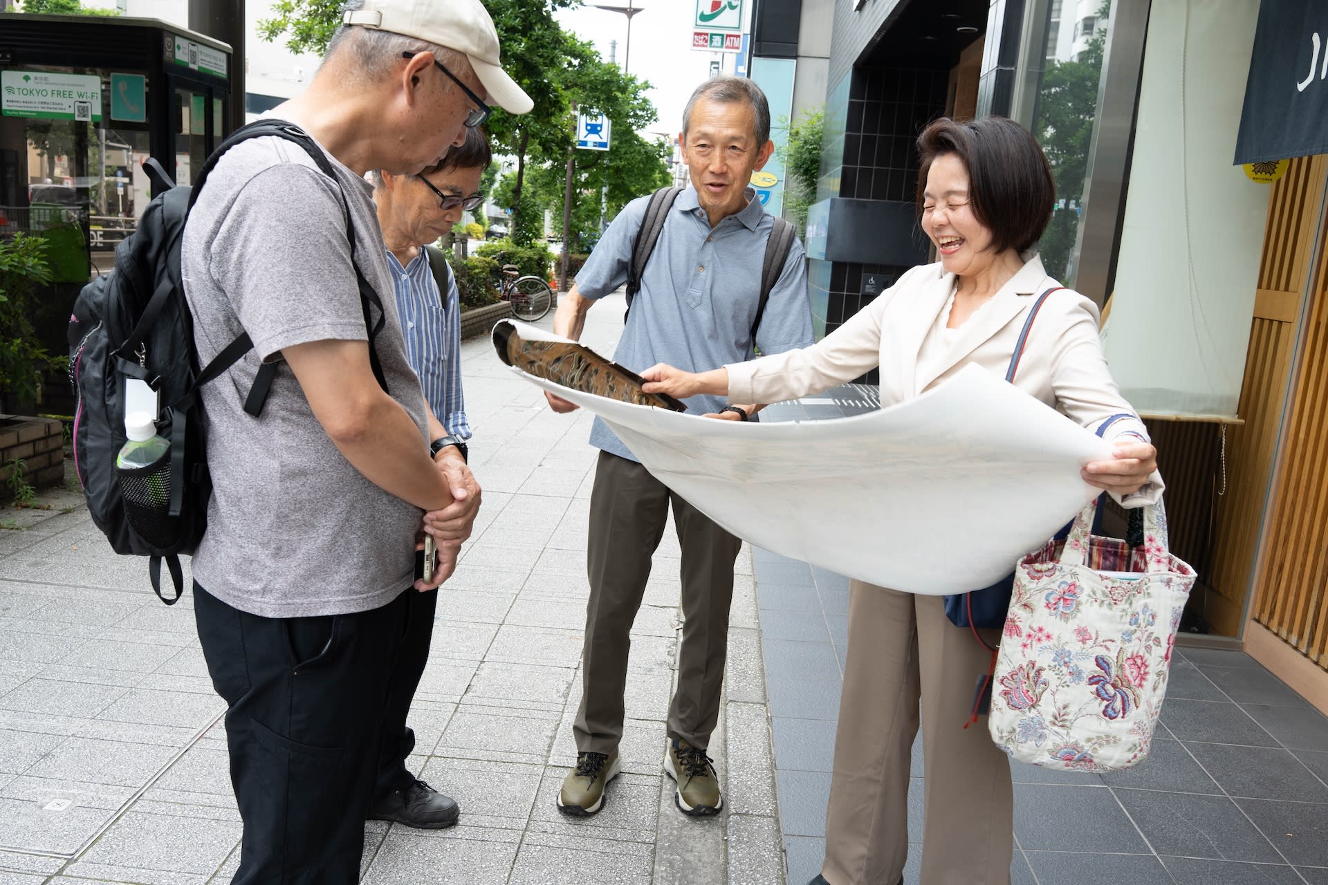 Tokyo: Nihonbashi Edo Culture Walking Tour - Thumbnail 3