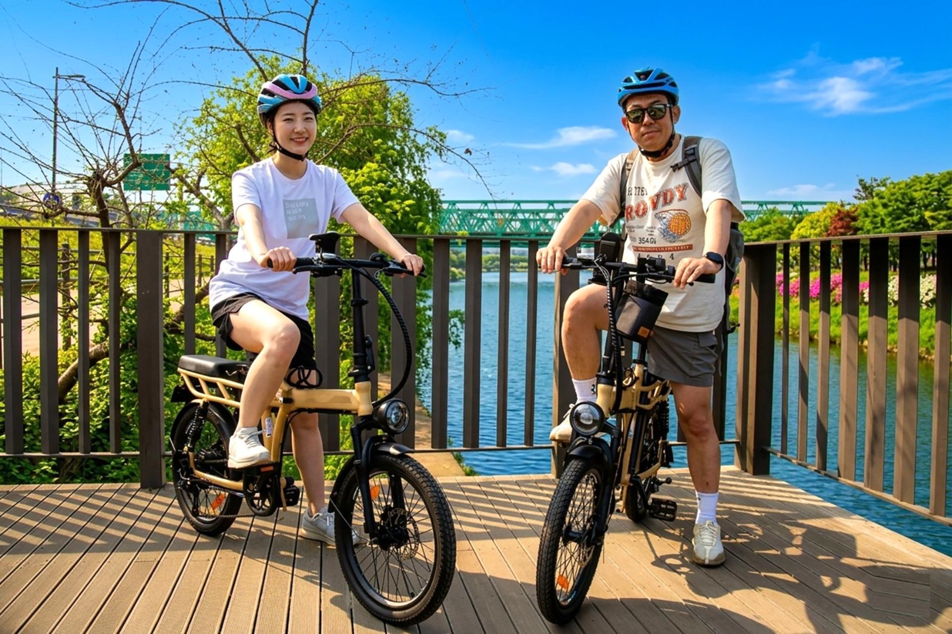 ENKO Electric Bike Ride on the Han River Bike Path in Seoul - Thumbnail 4