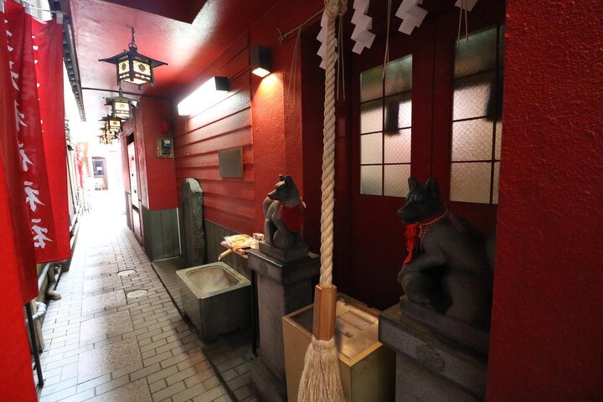Tokyo Ginza Deep Back Alley Walking Tour - Thumbnail 14