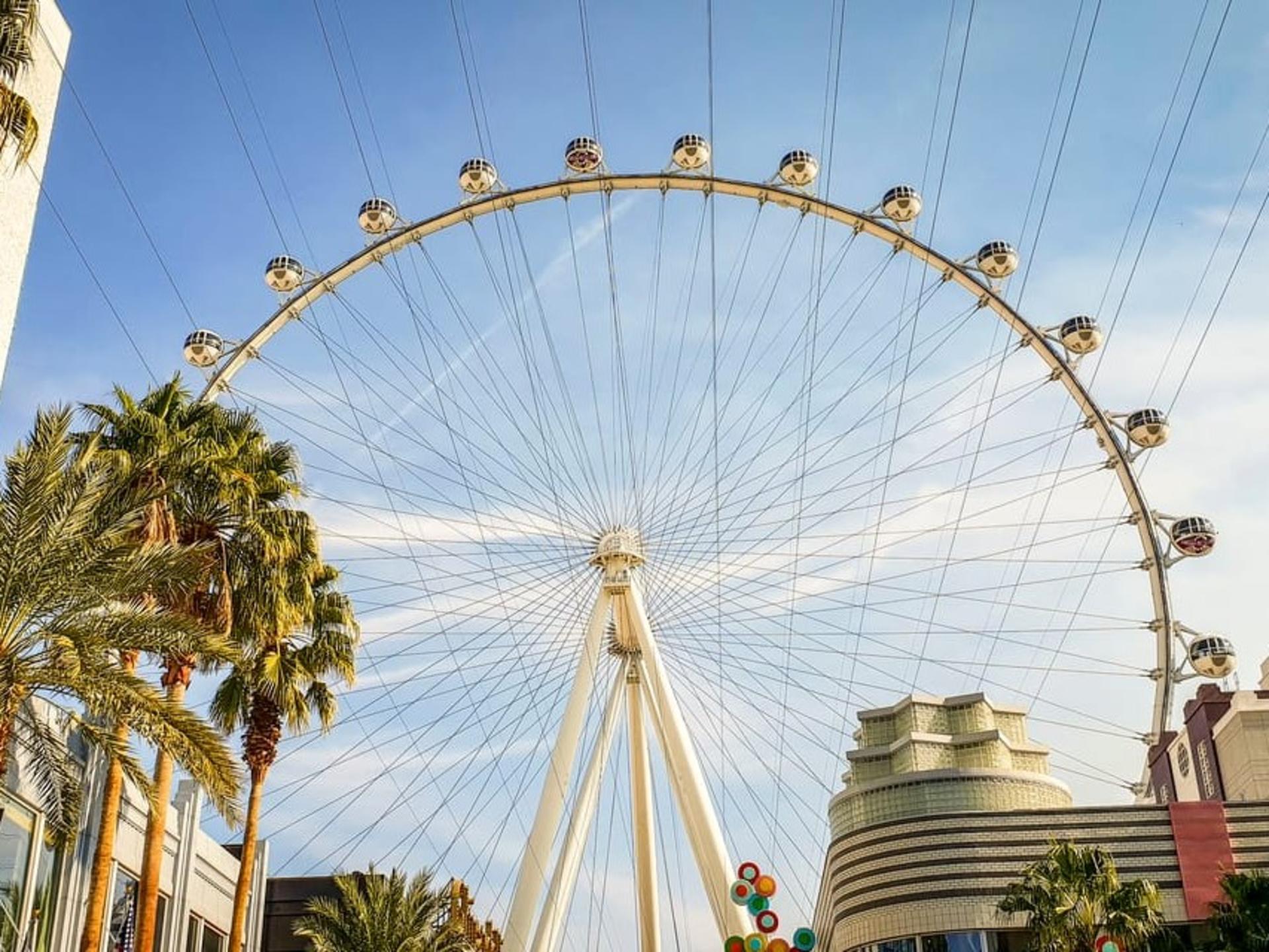 FlyLINQ Zipline Experience in Las Vegas - Thumbnail 3