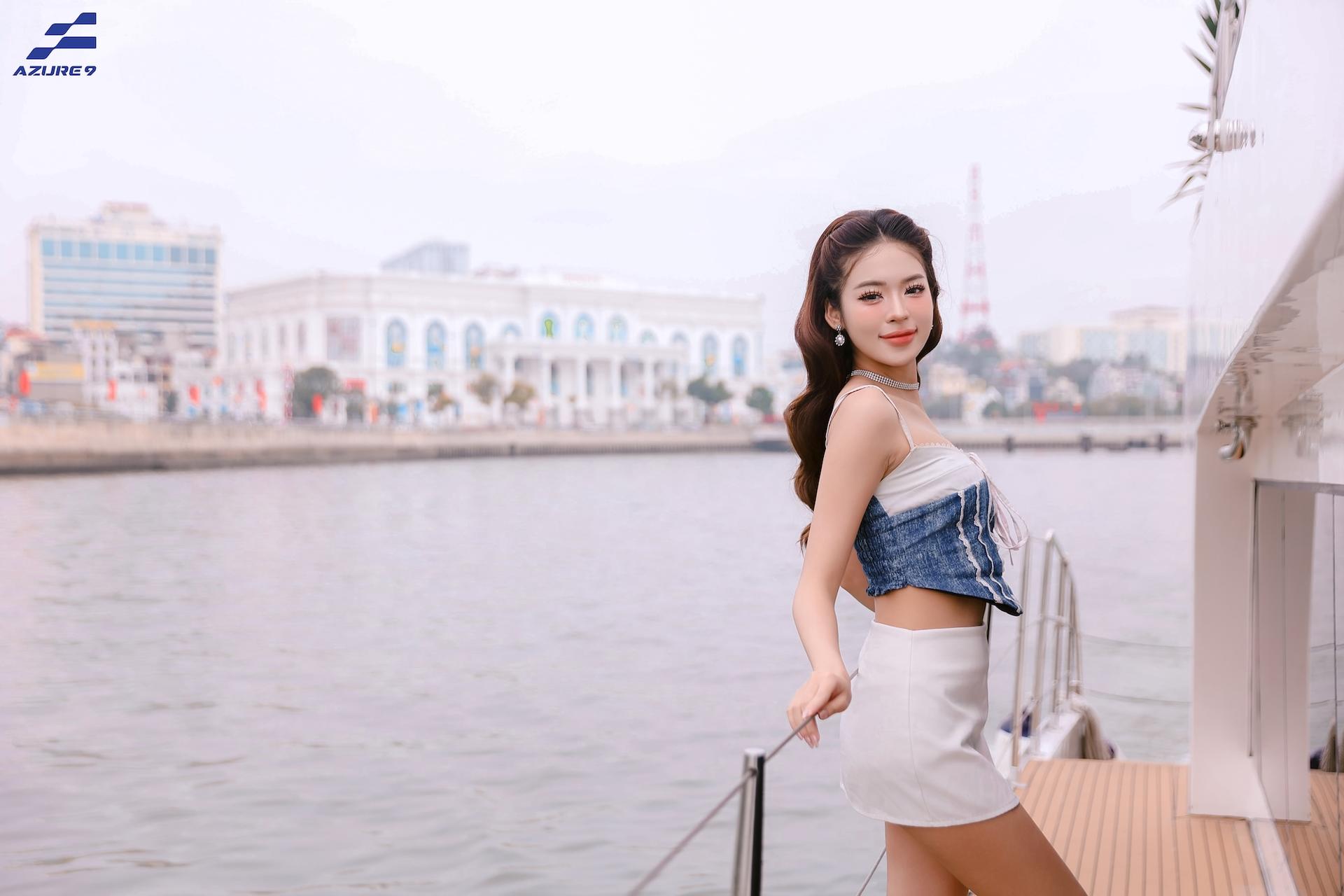 Azure 9 Sightseeing Ha Long Yacht Tour - Thumbnail 13