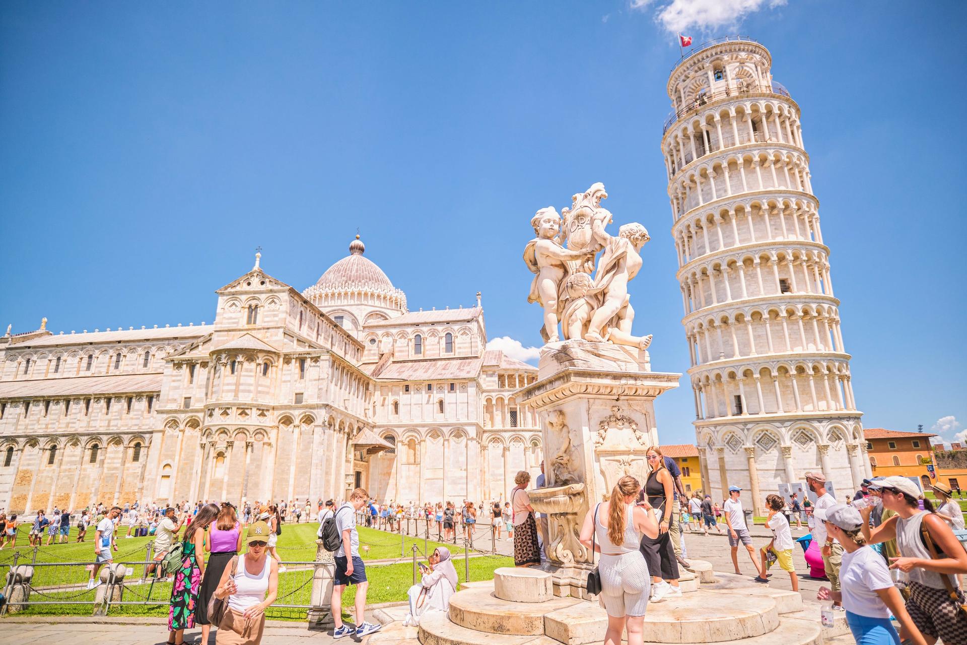 Pisa and Piazza dei Miracoli Tour - Image 1