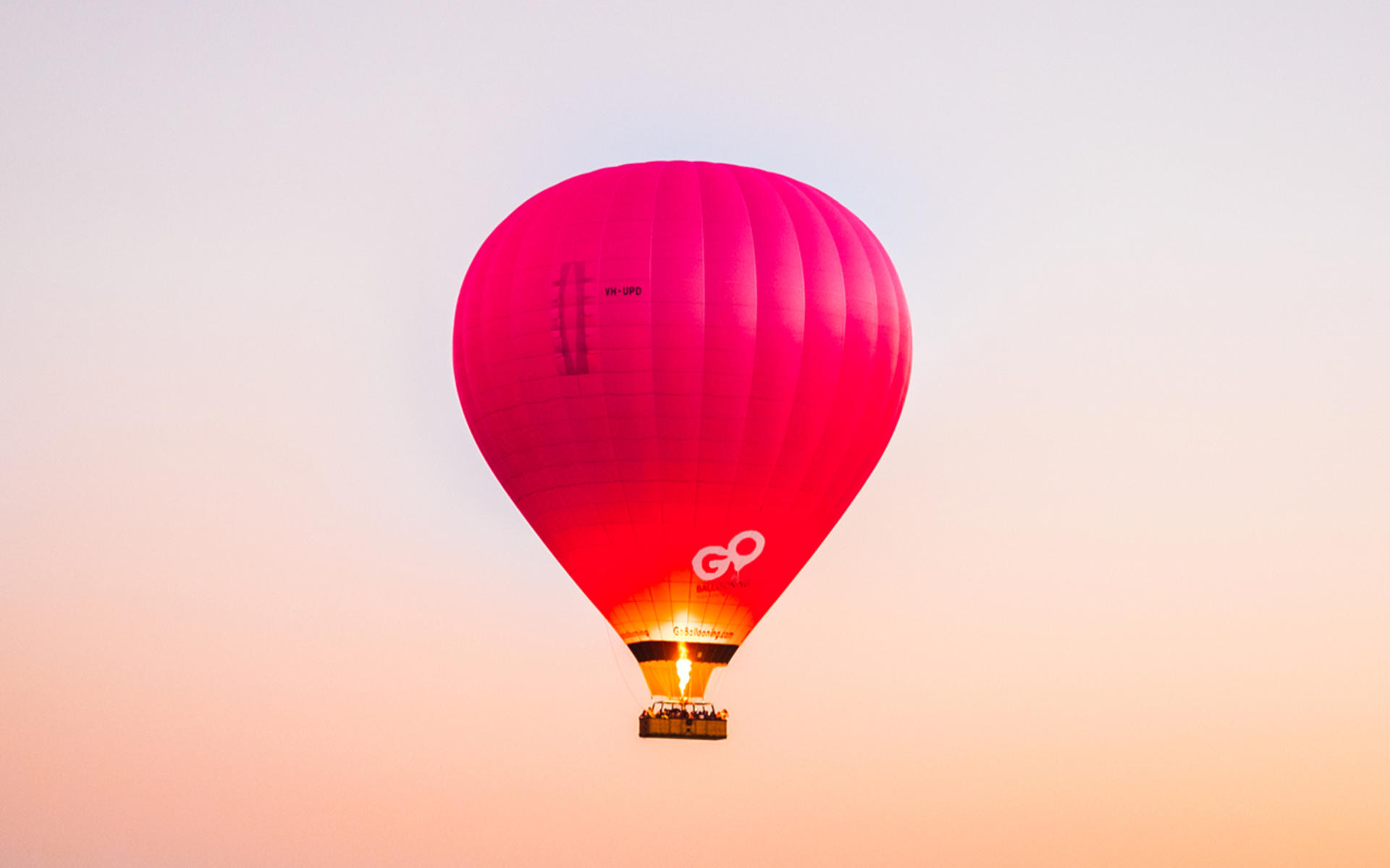 Hot Air Balloon Flight Experience with Breakfast in Gold Coast - Thumbnail 2