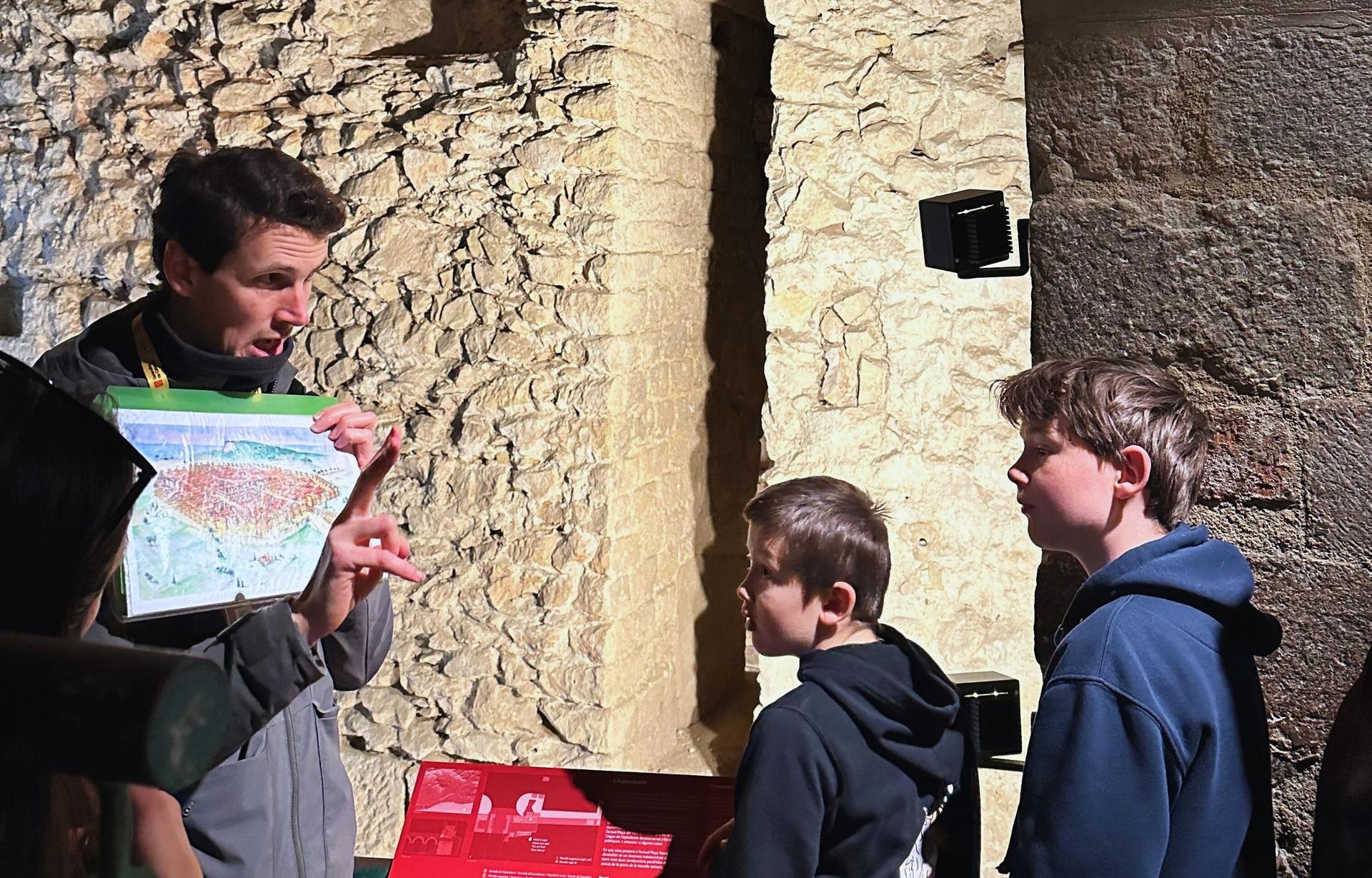 Barcelona Gothic Quarter Half-Day Small Group Walking Tour - Thumbnail 23