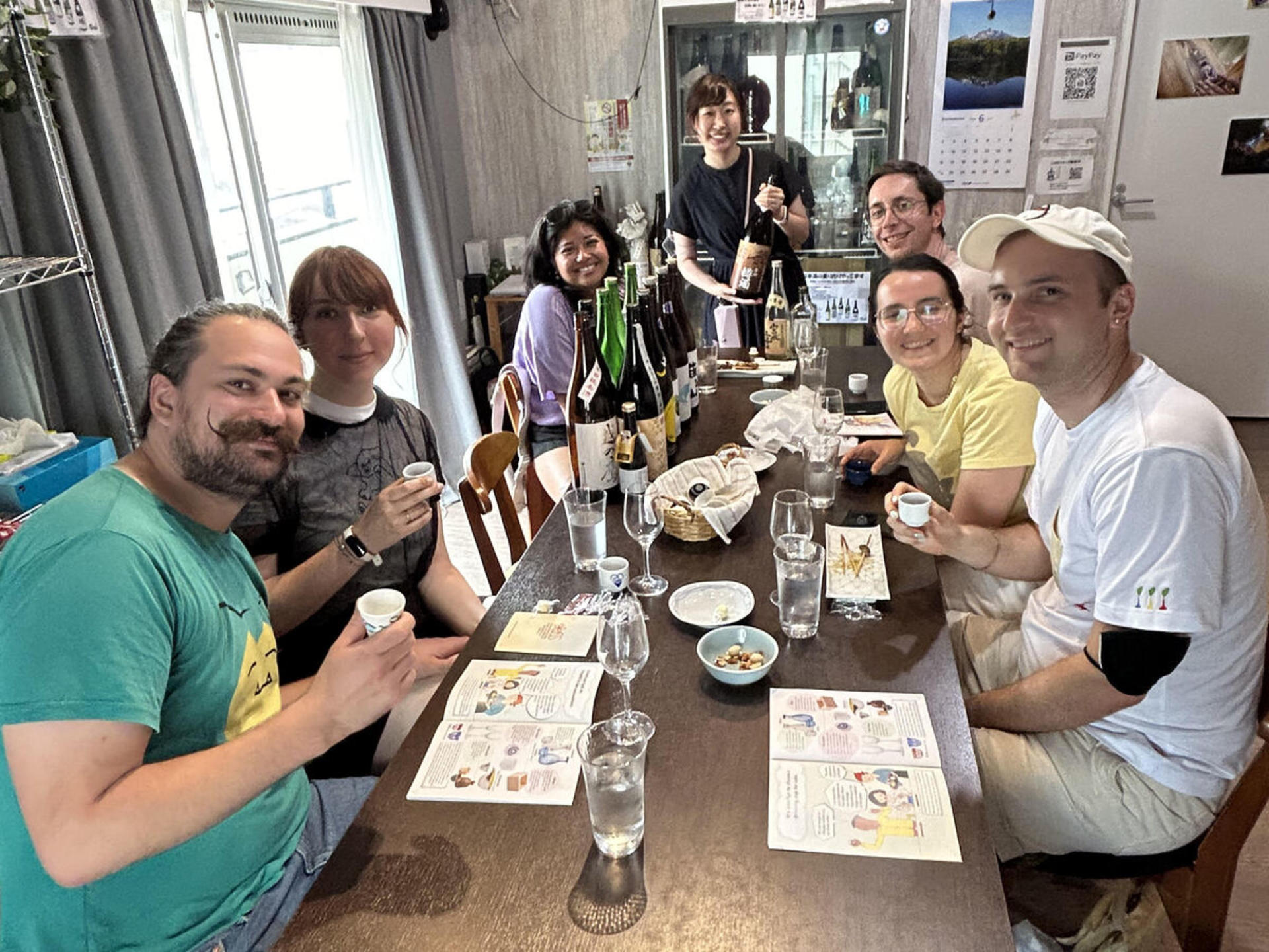 Tsukiji: Outer Market Walking Tour and Sake Tasting Experience - Image 1