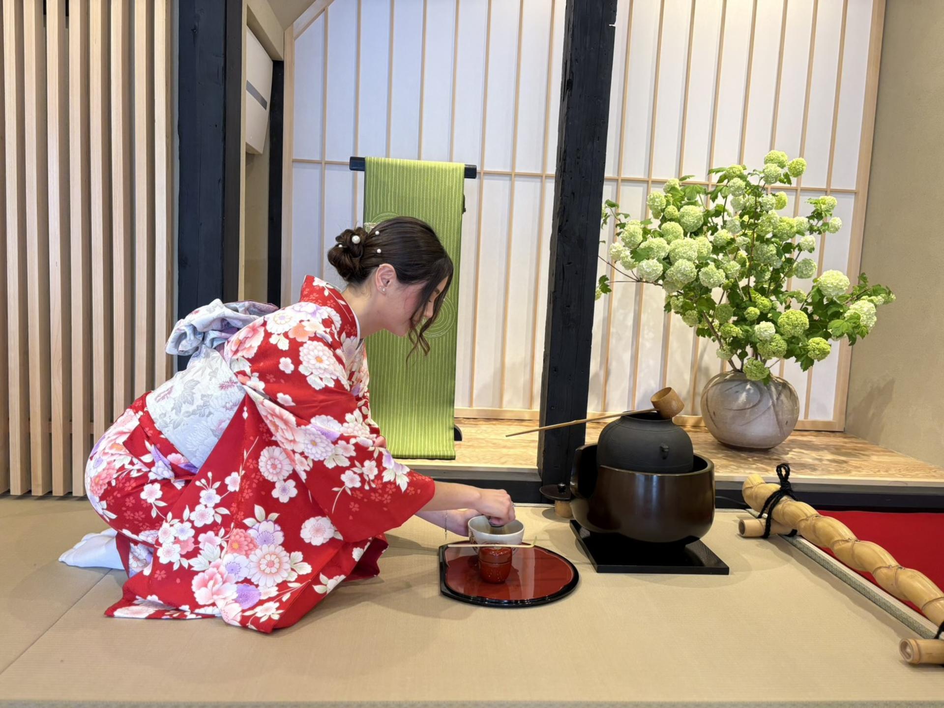 Kyoto: Tea ceremony & Kimono Rental【OKADA Japan culture center】 - Thumbnail 2