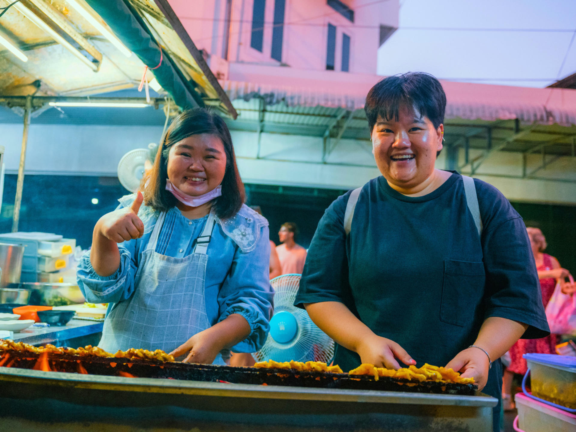 Bangkok: Street Food and Night Lights by Tuk Tuk - Thumbnail 6
