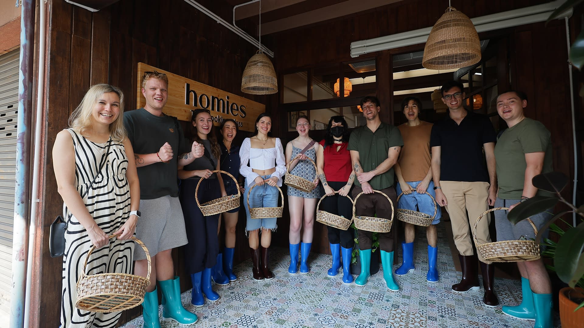 Homies Thai cooking class - Thumbnail 2
