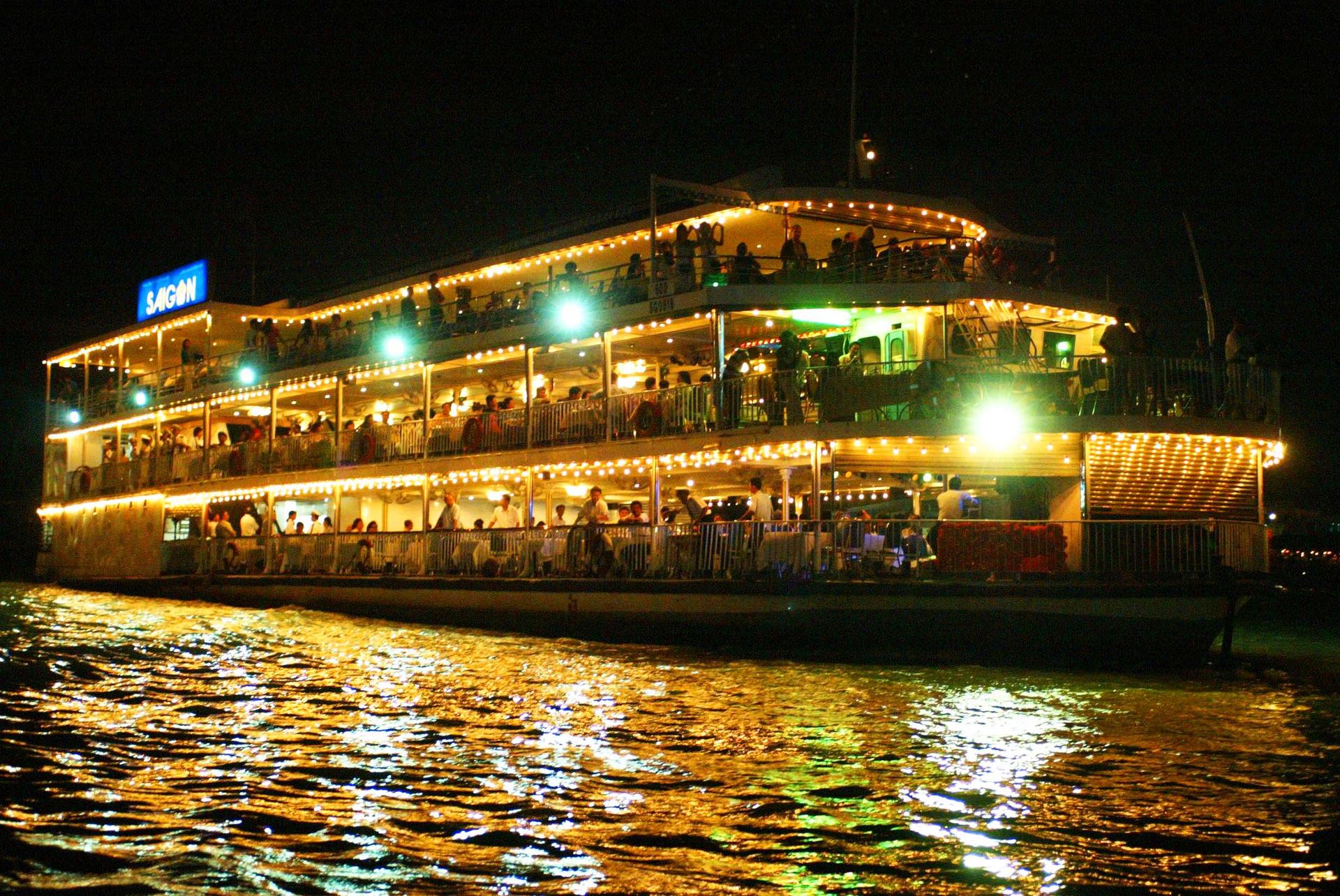 Saigon Cultural Evening Tour with Water Puppet Show and Dinner River Cruise  - Thumbnail 2