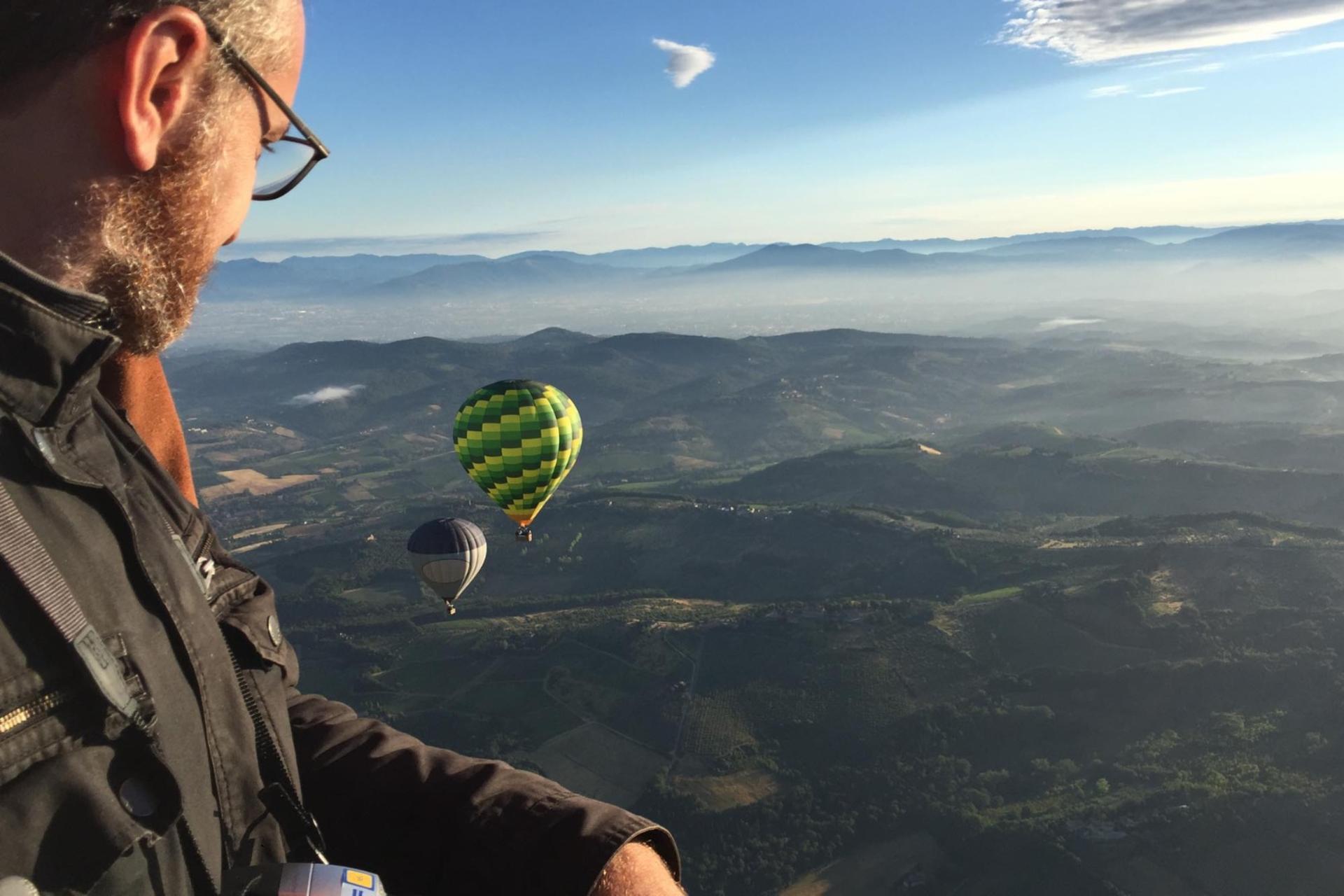 Hot Air Balloon Group Flight over Siena - Thumbnail 3