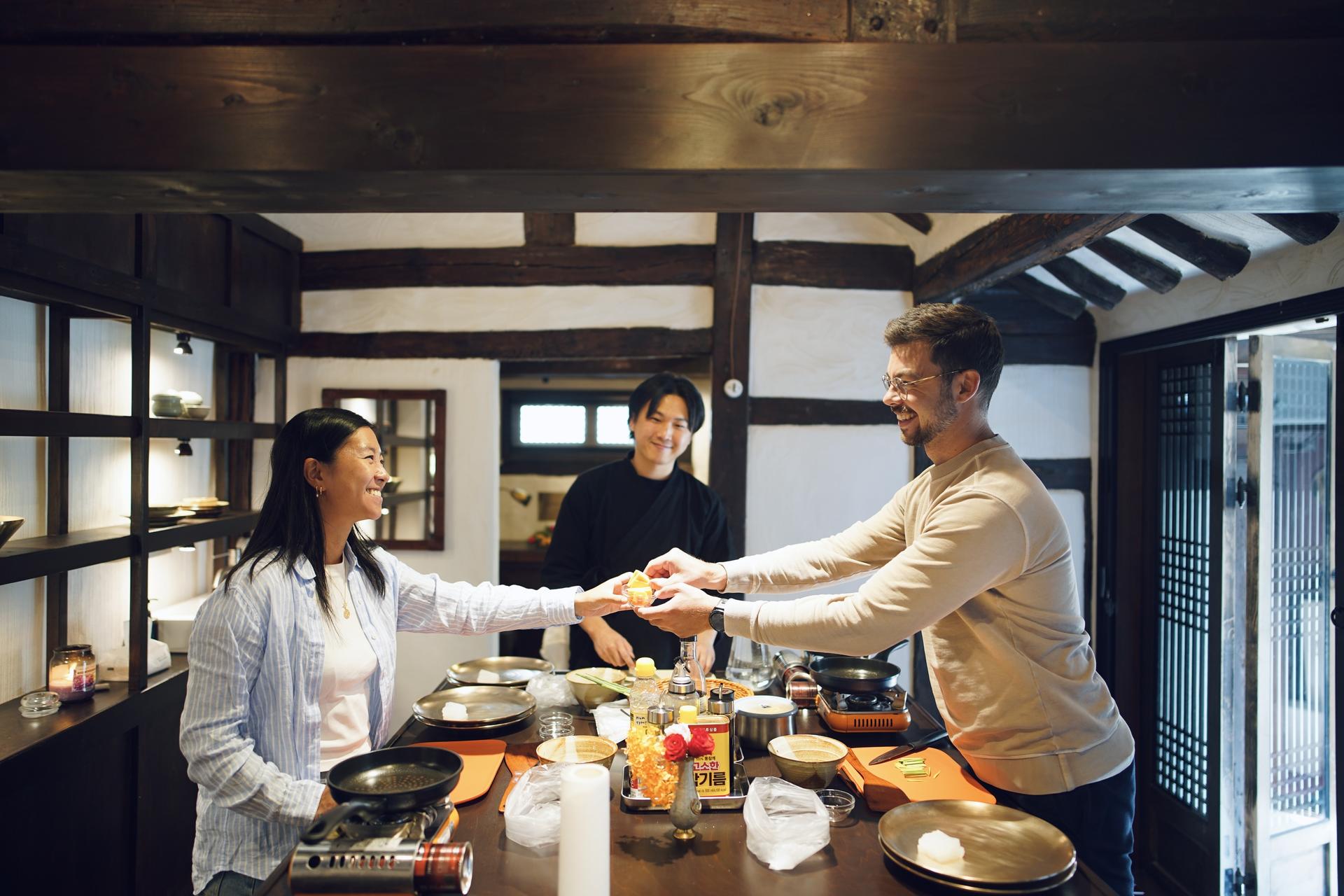 Royal Seoul Cooking Class in a 100-Year-Old Hanok - Thumbnail 11
