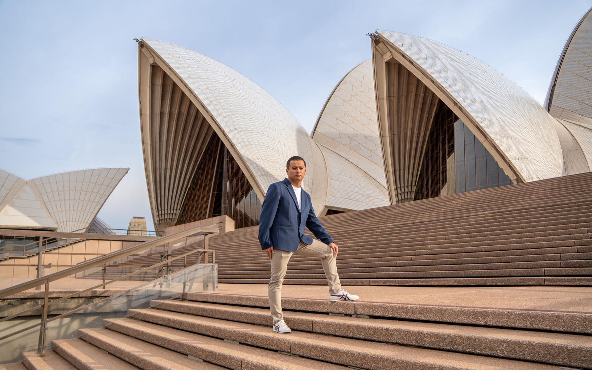 Sydney Opera House Outdoor Private Photoshoot - Image 1