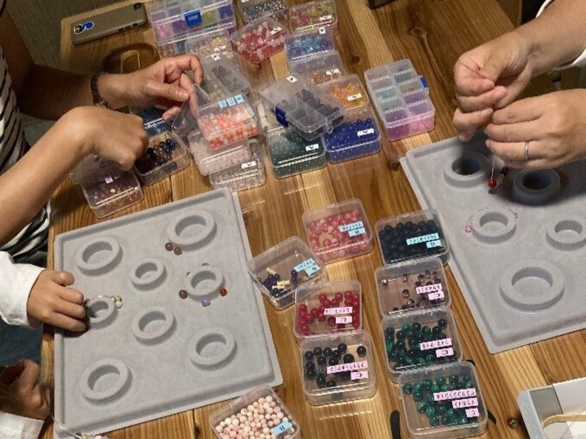 [Temple Space] Incense & Natural Stone Bracelet Making Experience - Thumbnail 5