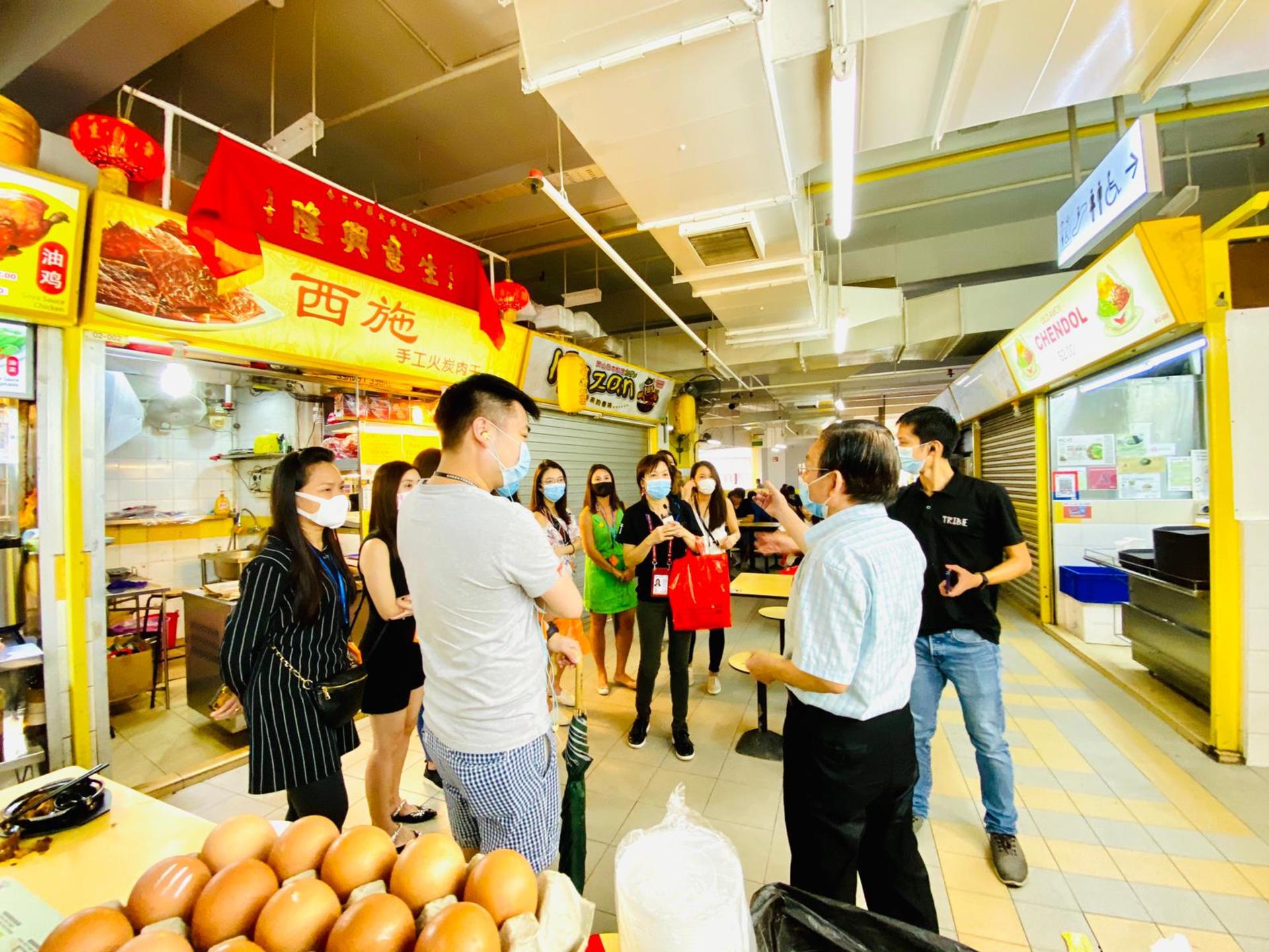 Singapore Chinatown Complex Half-Day Street Food Tour - Image 1