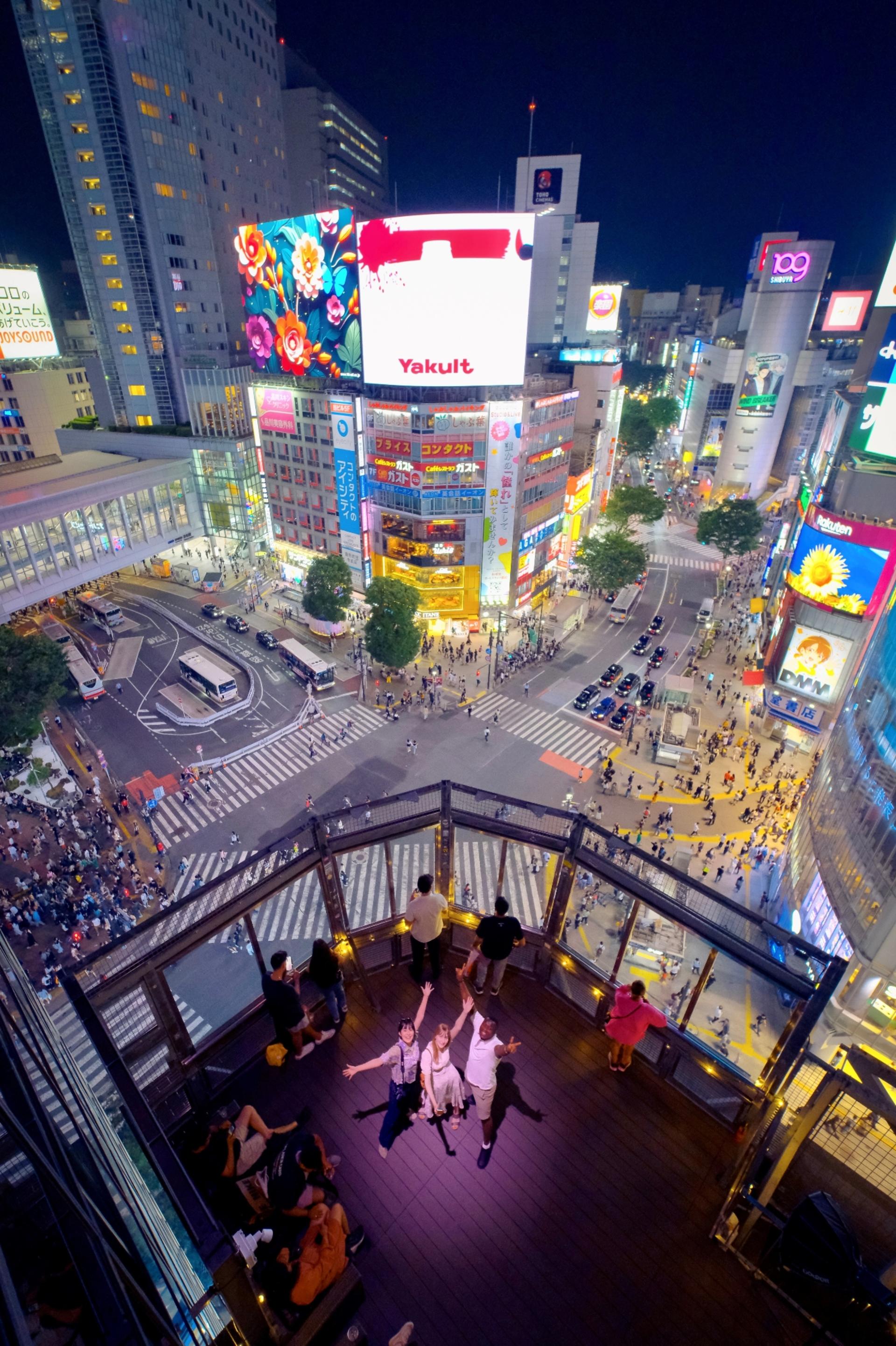 MAGNET by SHIBUYA109 - Crossing View & Rooftop Lounge MAG8 Ticket - Thumbnail 9