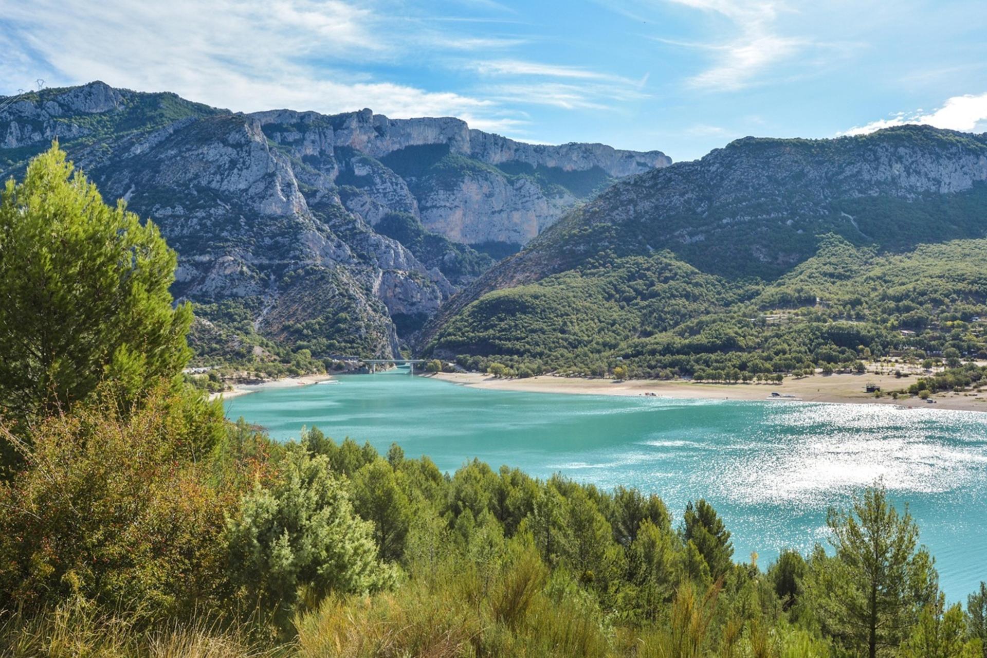 Private Tour to the Lavender Fields & Verdon Gorge Scenic Adventure - Thumbnail 4