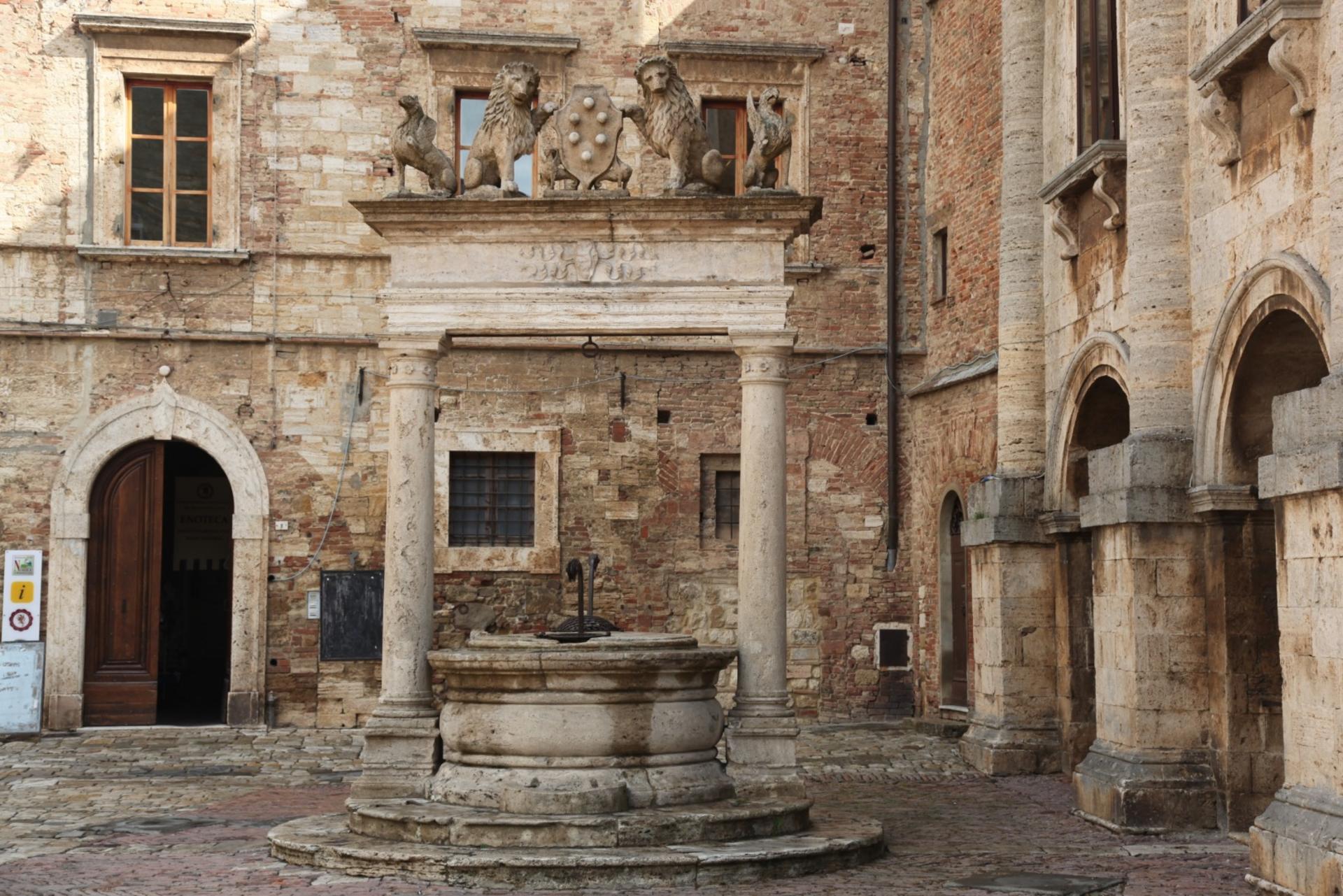 12-Hour Tuscany with 3-Course Lunch and Wine Tasting Tour - Thumbnail 2