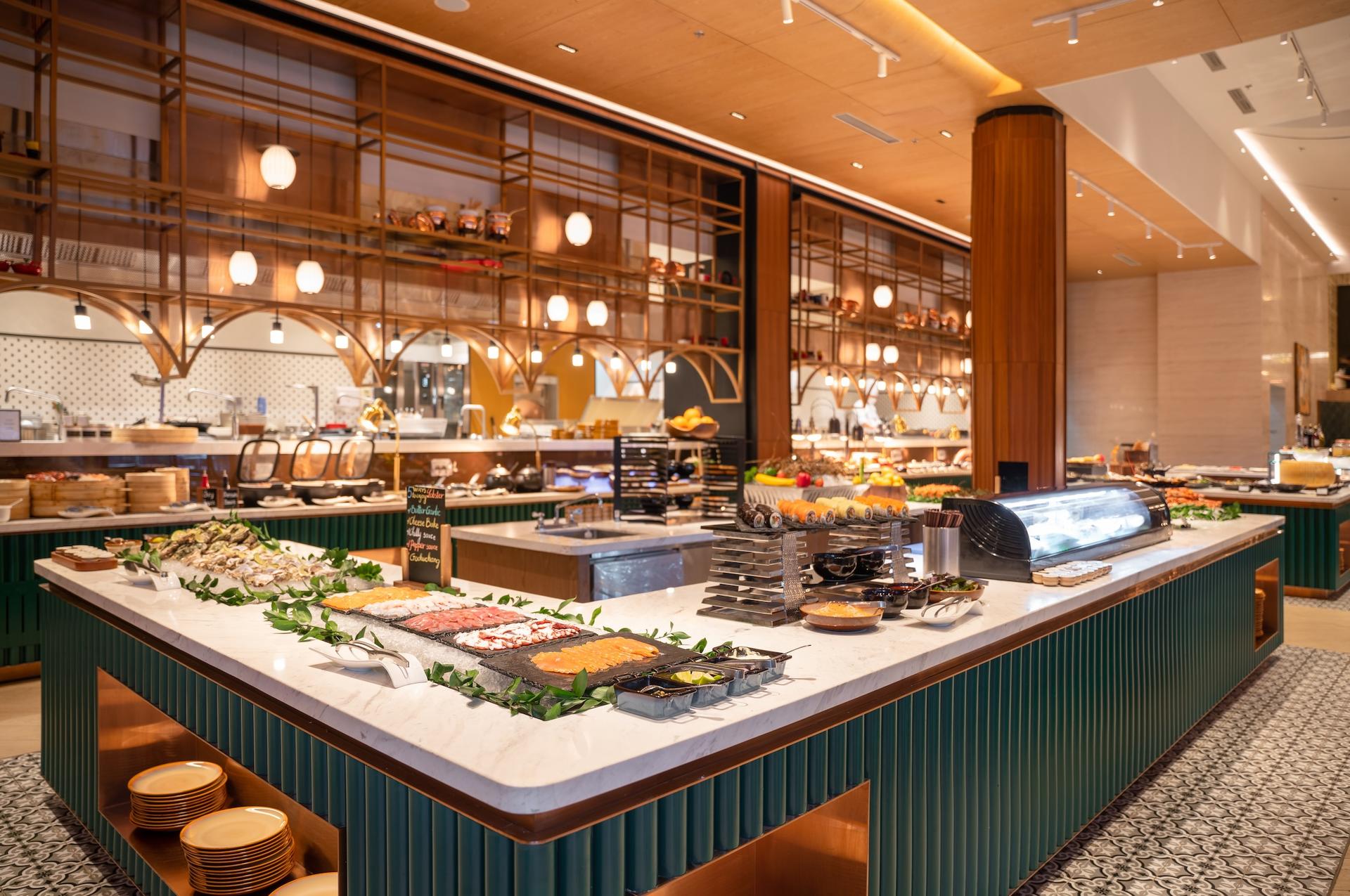 Seafood Buffet at LOTTE Hotel Saigon - Thumbnail 2