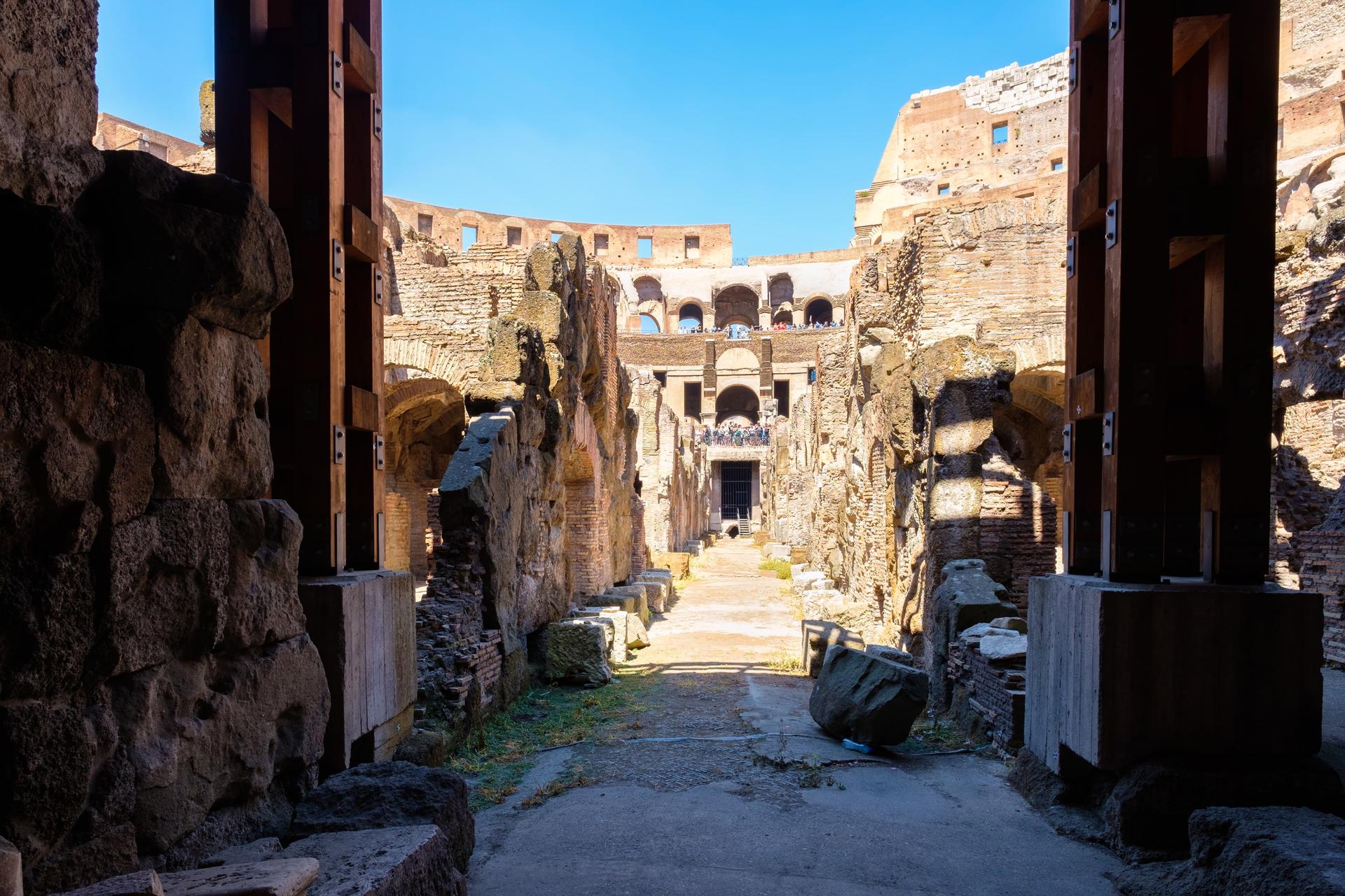 Colosseum, Roman Forum & Palatine Hill Experience with Arena option - Thumbnail 3
