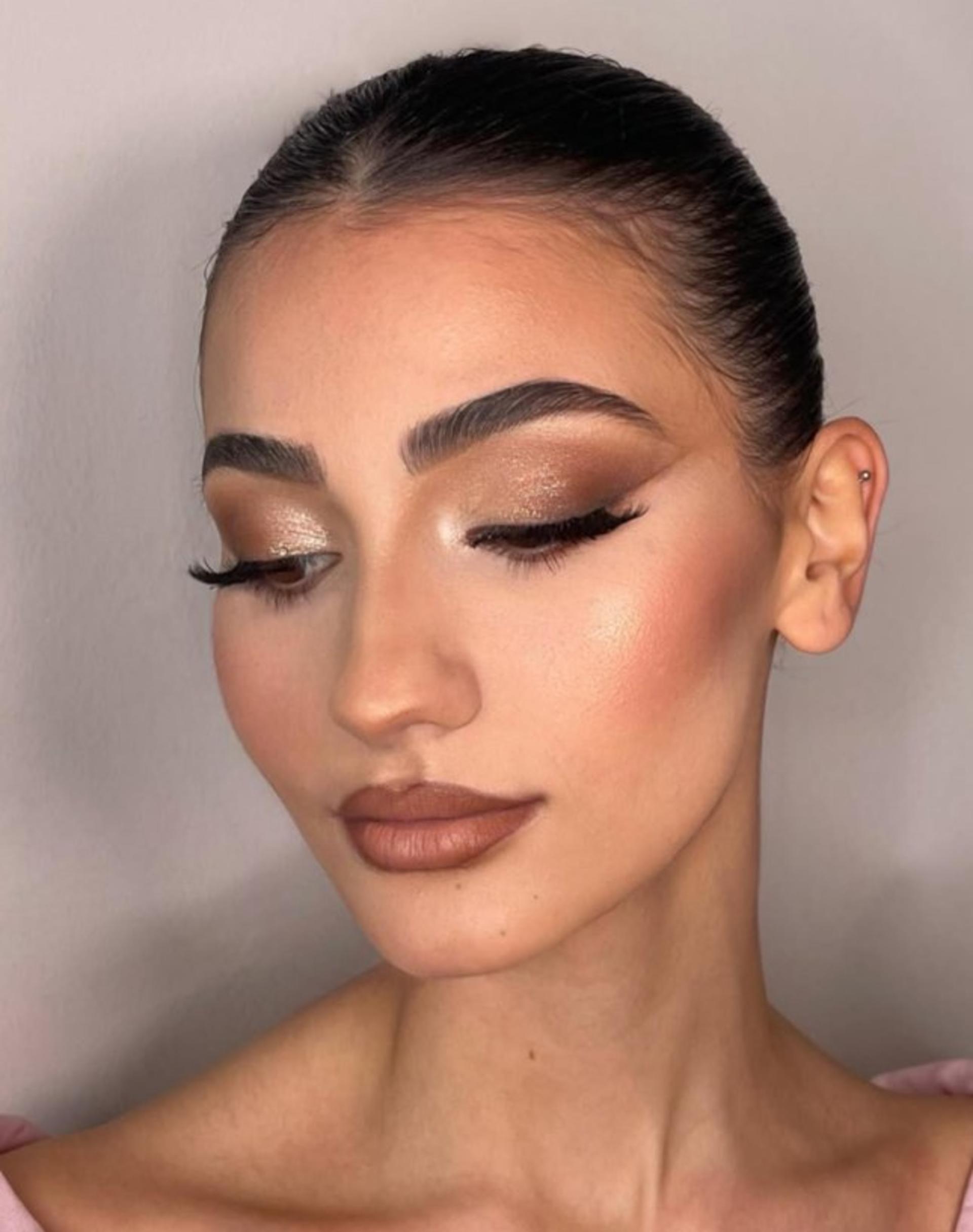 Professional Hair & Makeup Service in Cappadocia - Thumbnail 5