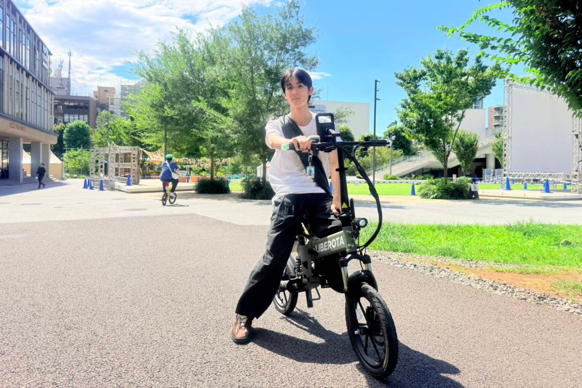 Tokyo Shibuya: No License Required, No-Pedal Electric Motorbike Tour - Thumbnail 19