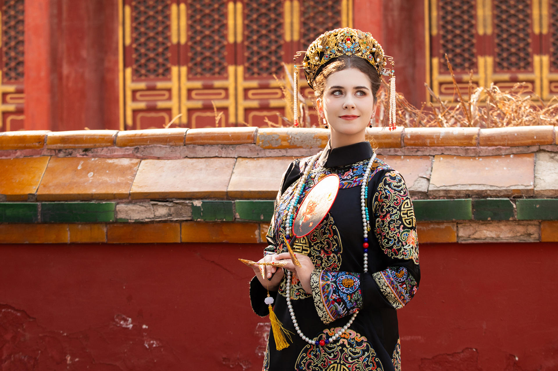 Beijing Beihai Park Ancient Costume Hanfu Travel Photography (Ancient Costume Hanfu + Makeup & Accessories/Photography/Multiple Packages Available) - Thumbnail 7