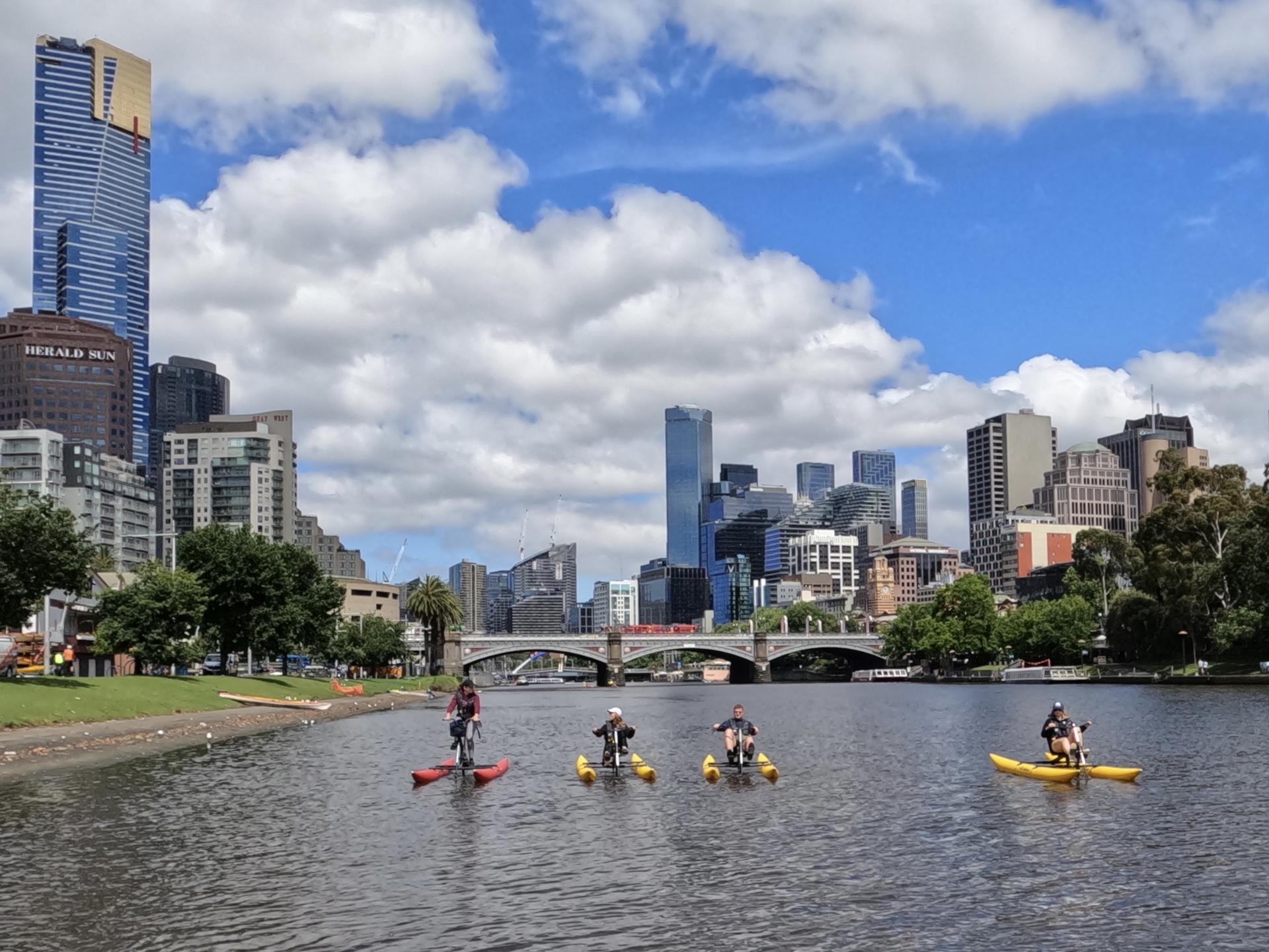 Yarra River Waterbike Experience in Melbourne - Thumbnail 2