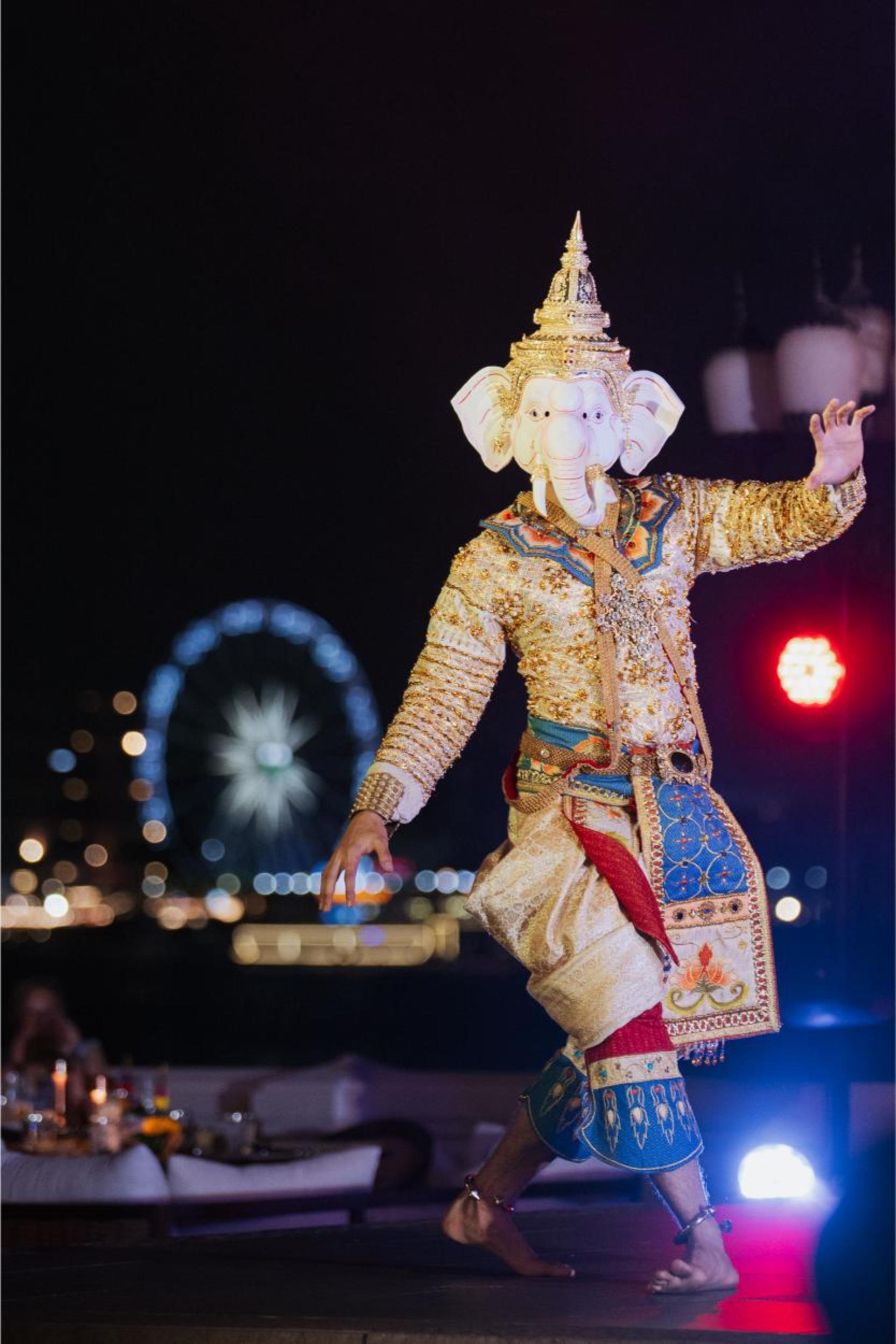 Theatrical Dining at Sala Lakorn, Anantara Riverside Bangkok - Thumbnail 27