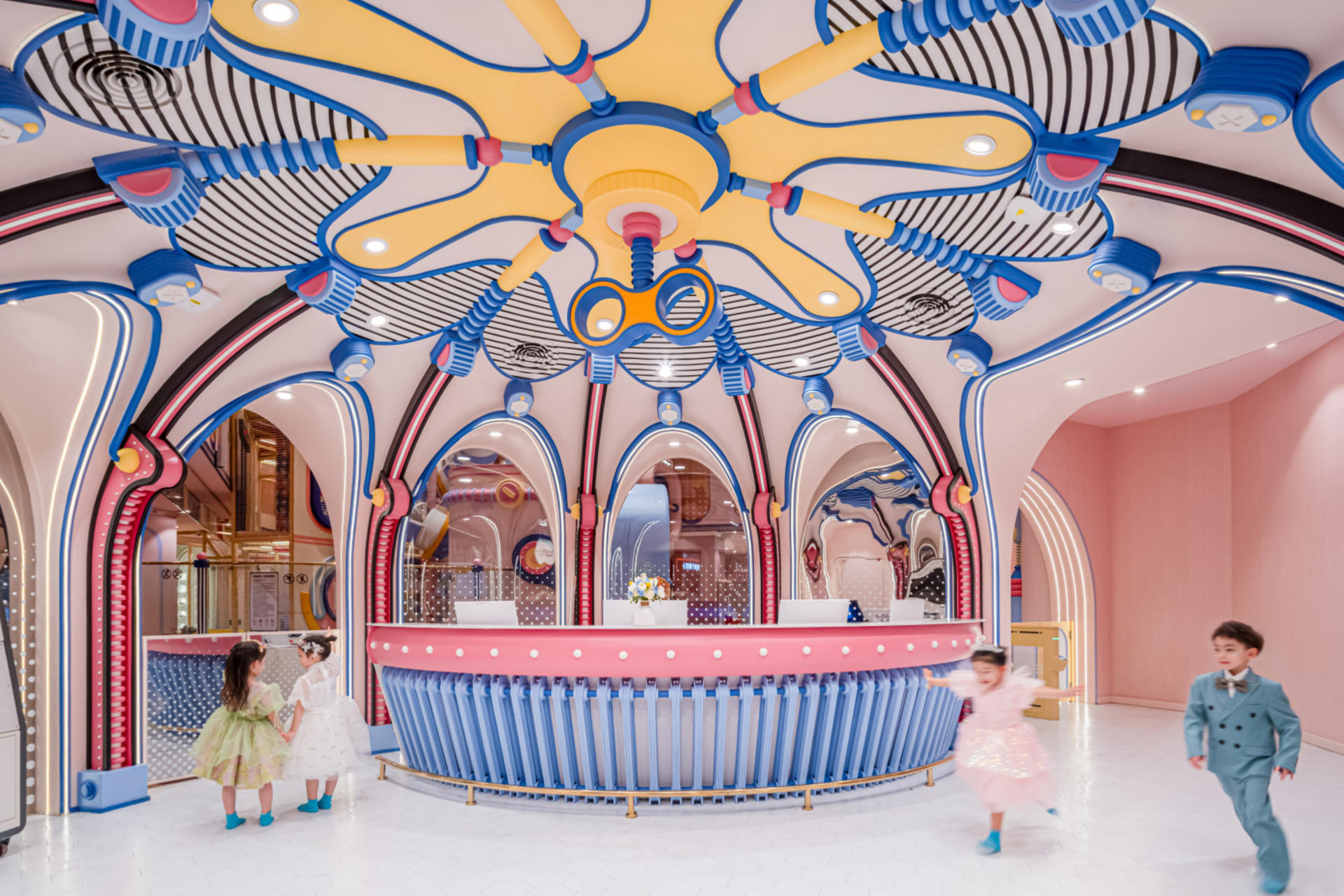 MELAND CLUB Shanghai Zhonghai Huanyu City MAX Store - Image 1