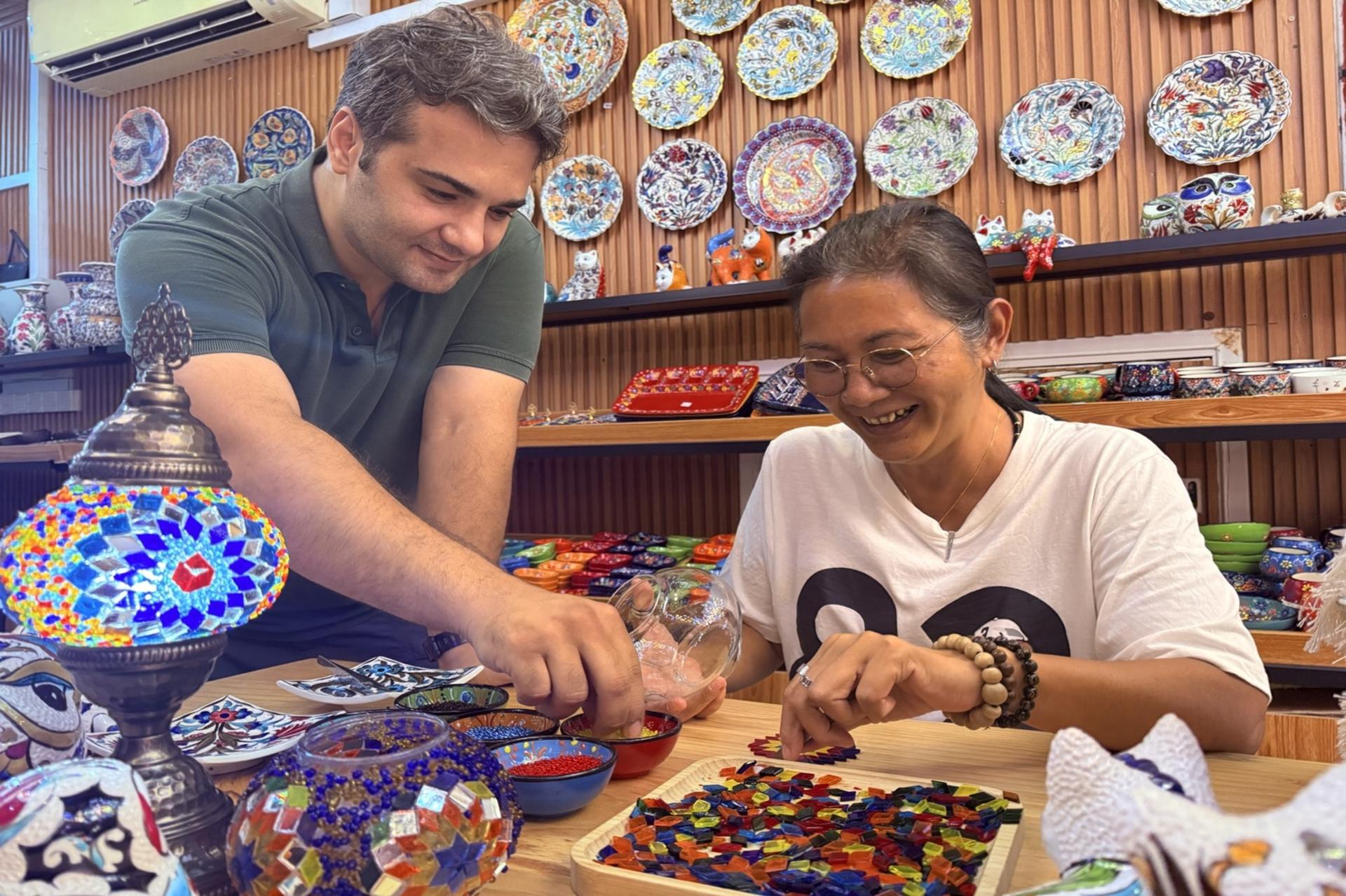 Mosaic Lamp Workshop in Singapore - Thumbnail 14