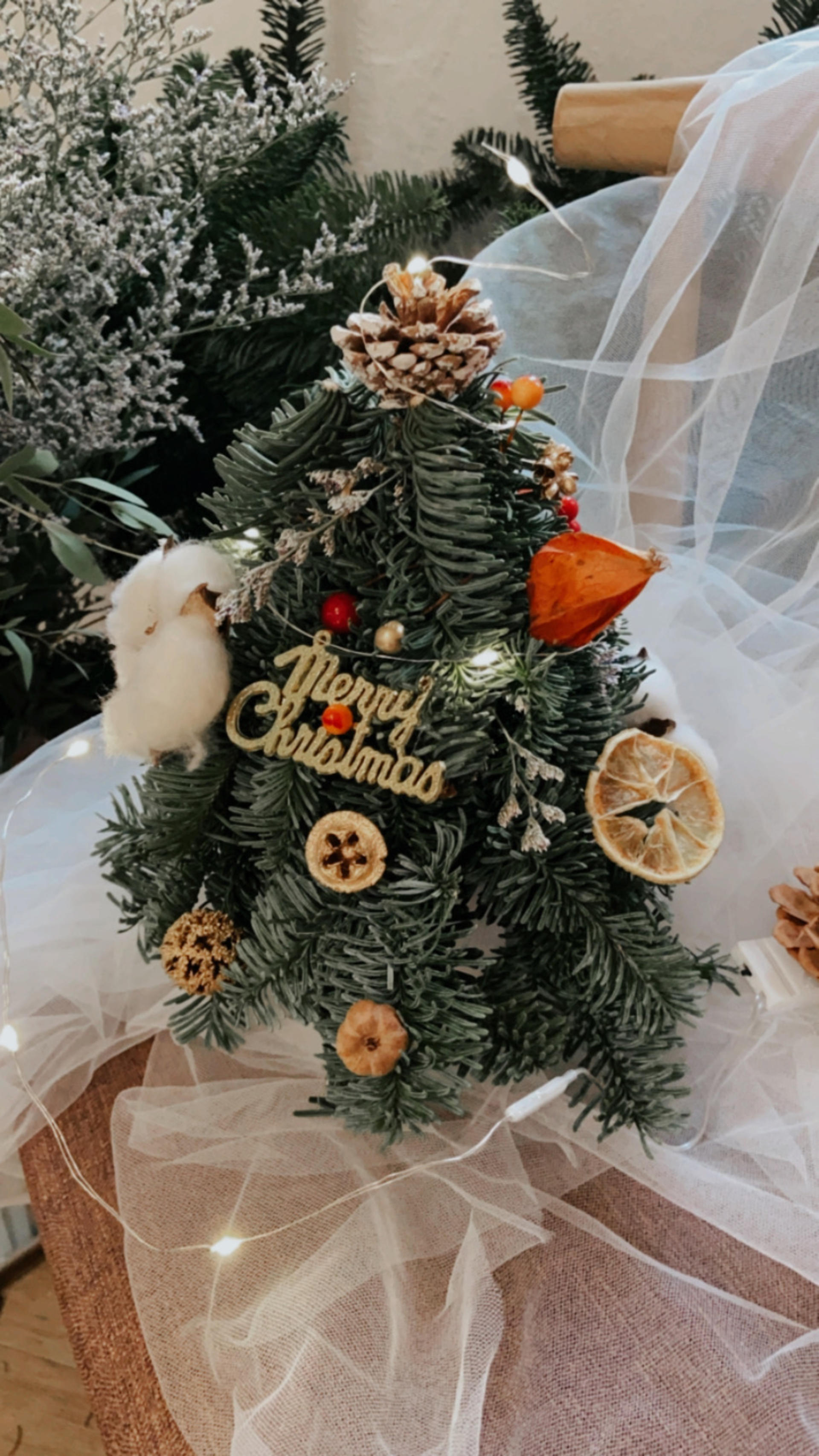 Myosotis Flower Mini Christmas Tree Workshop - Thumbnail 5