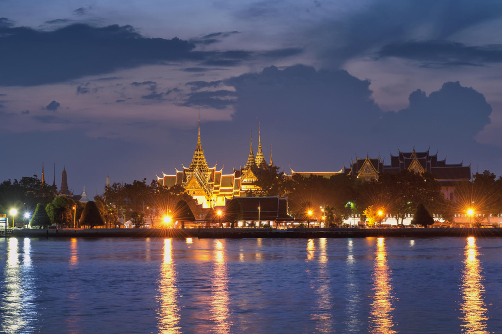 Sawasdee Chaophraya Cruise in Bangkok - Thumbnail 8