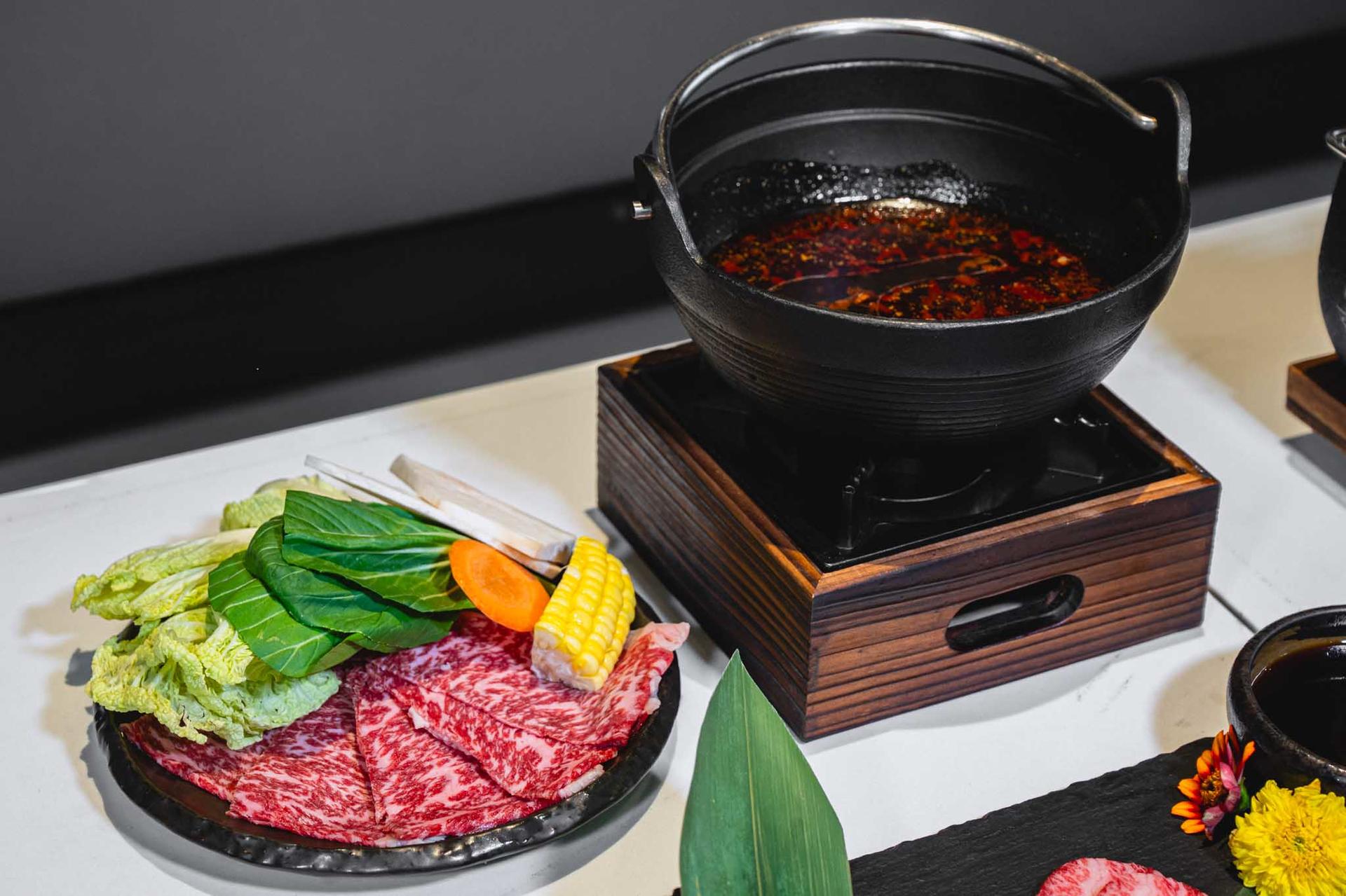 TORA Yakiniku x Cafe Crystal Design Center - Thumbnail 15
