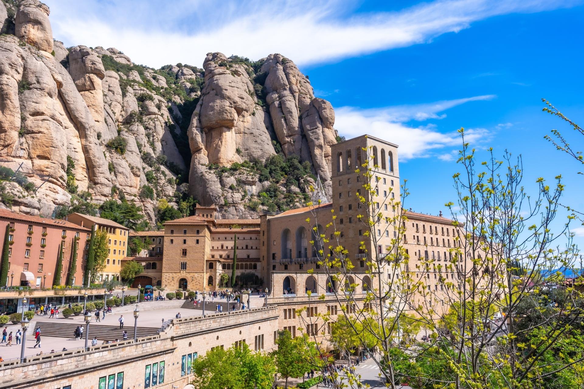 Day Trip to Montserrat from Barcelona - Thumbnail 3
