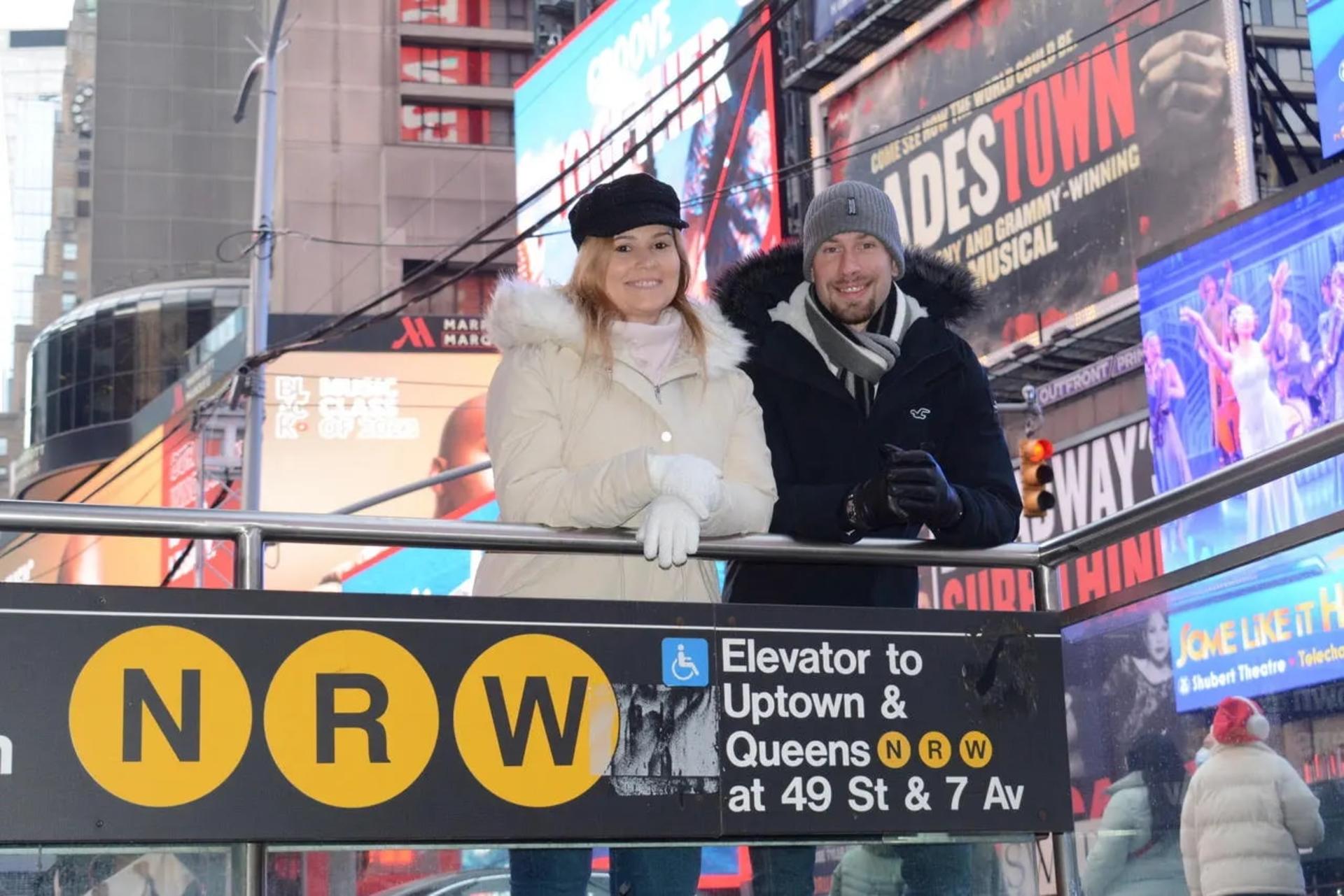 New York Private Walking Tour with Personal Photographer - Thumbnail 2