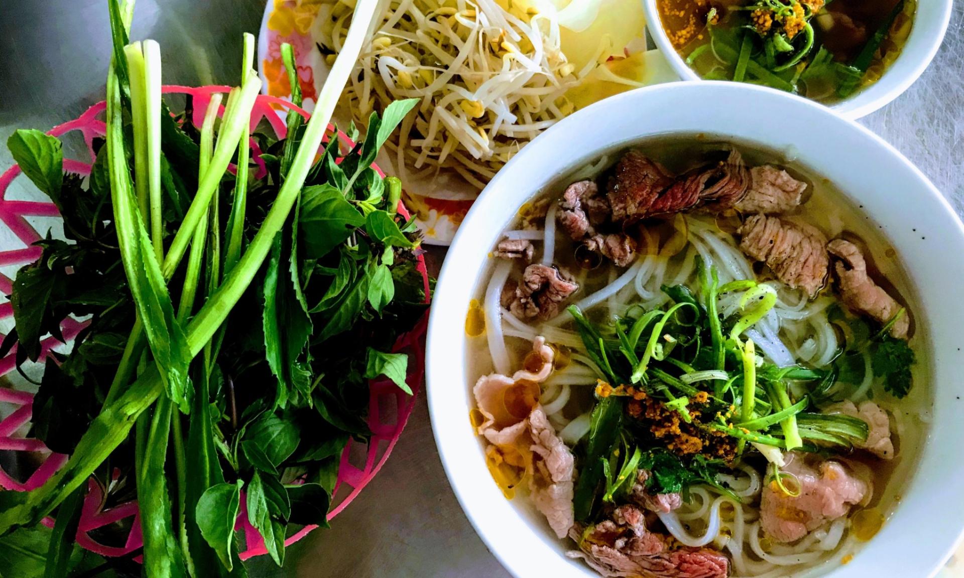 Hoi An City and Food Tour from Da Nang with Foot Massage - Image 1