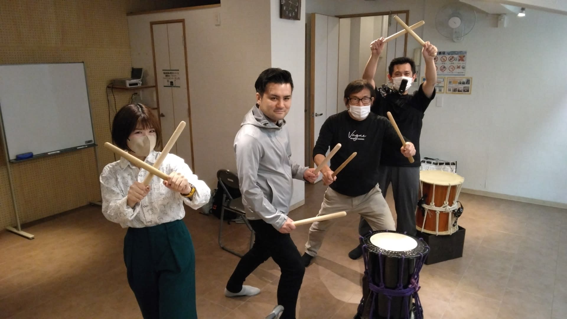Taiko (Japanese Drum) Experience in Tokyo - Thumbnail 2