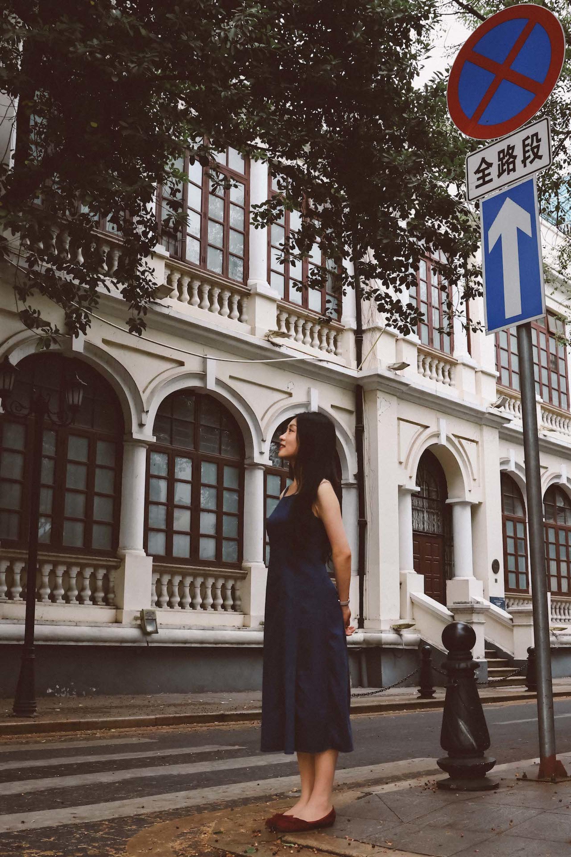 From Suzhou Creek to the Bund, capture your unforgettable trip to Shanghai through the lens. - Thumbnail 6
