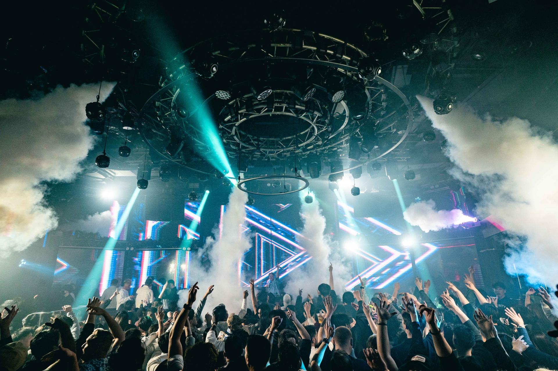 Tokyo Shinjuku: WARP Nightclub Ticket & VIP (For Foreign) - Thumbnail 9