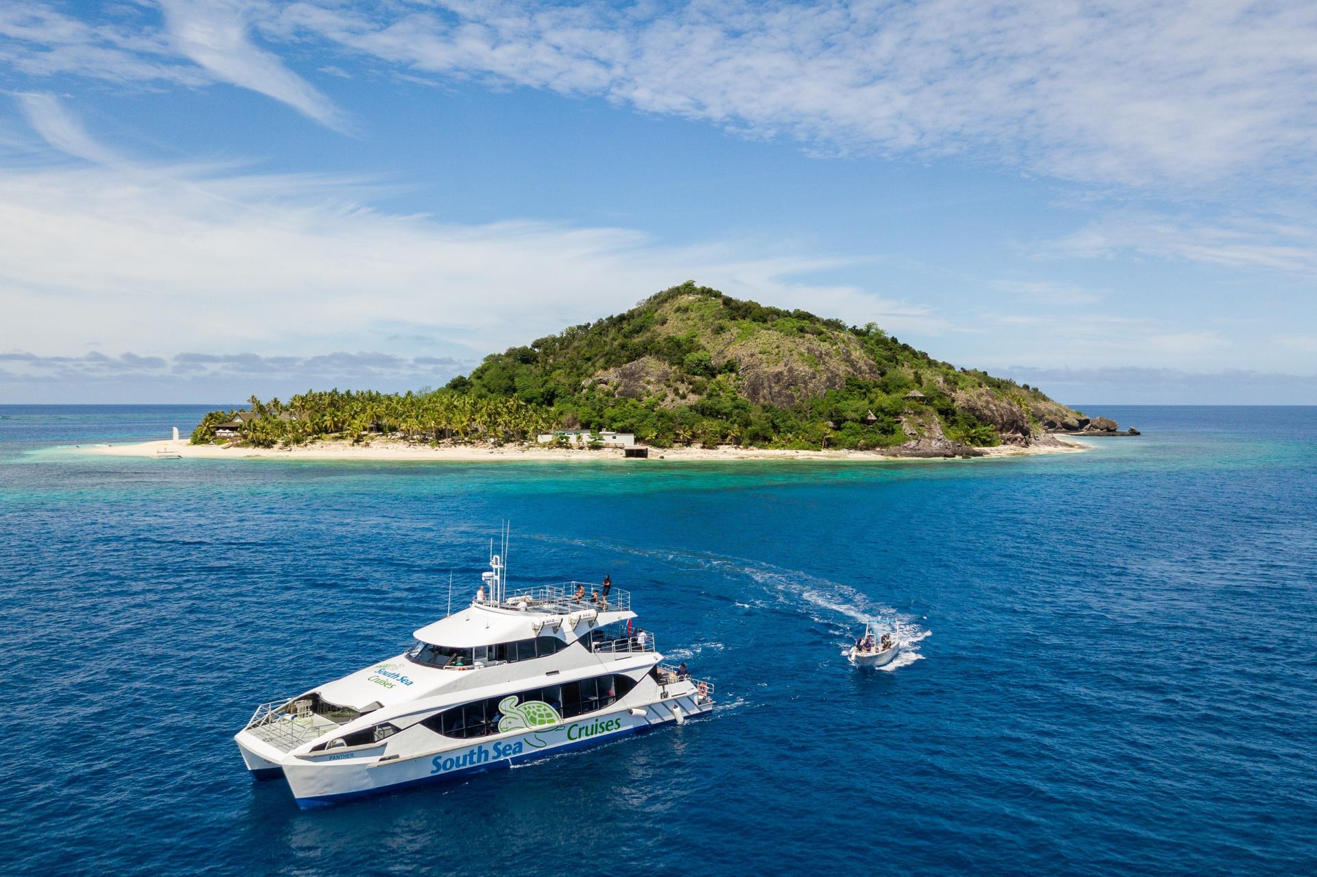 Mamanuca Island Sightseeing Cruise Tour from Fiji - Thumbnail 4