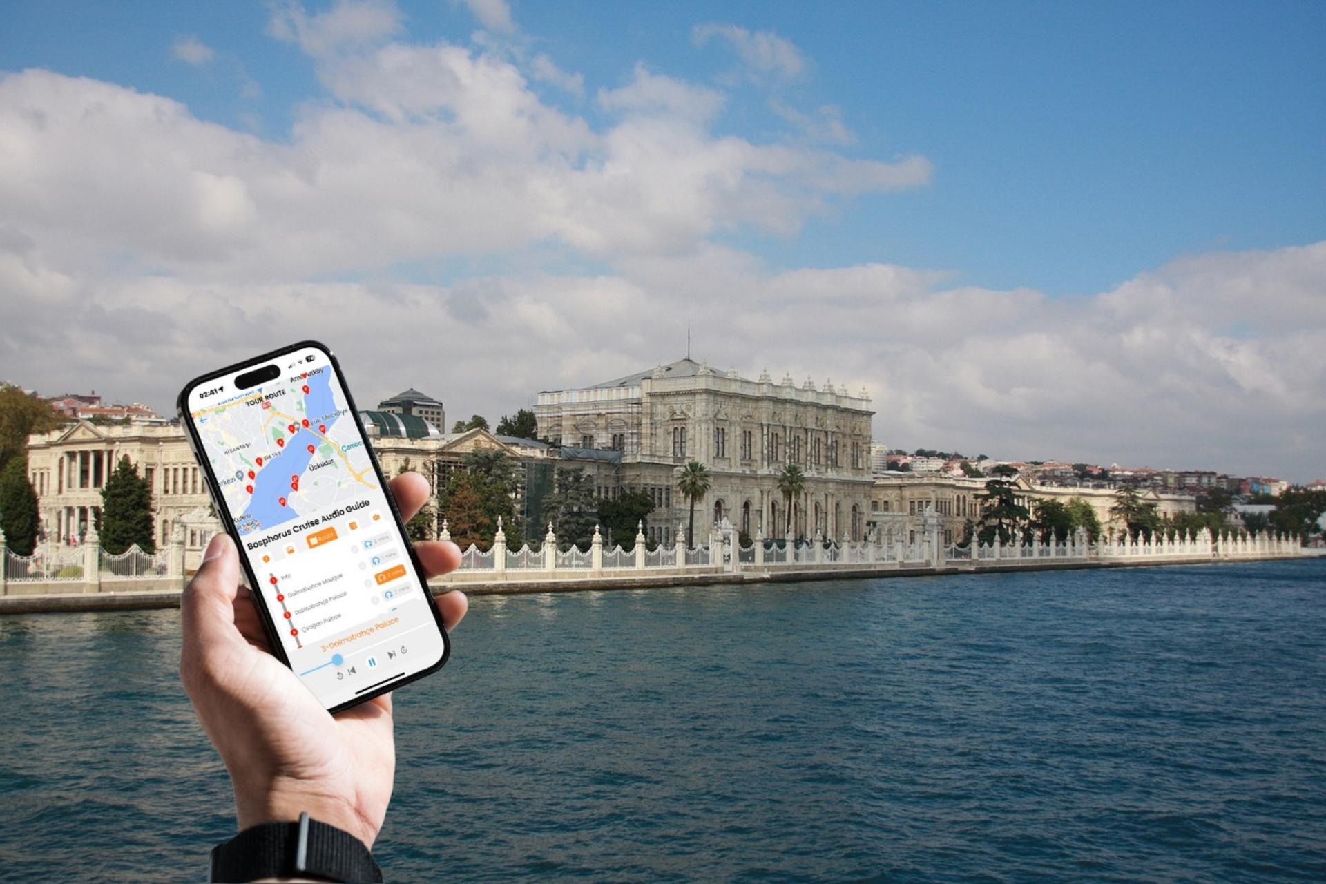 Mega Lufer Sightseeing Cruise with Audio Guide in Istanbul - Thumbnail 2