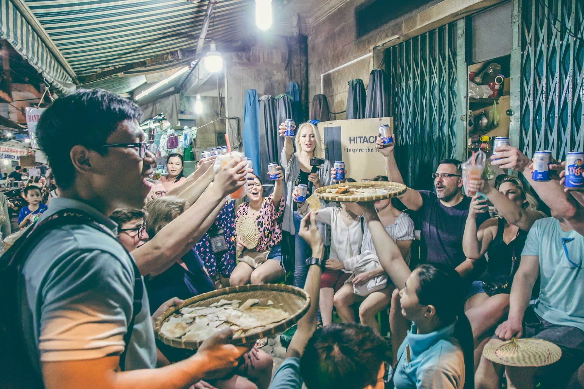 Ho Chi Minh City Evening Street Food Tour - Thumbnail 3