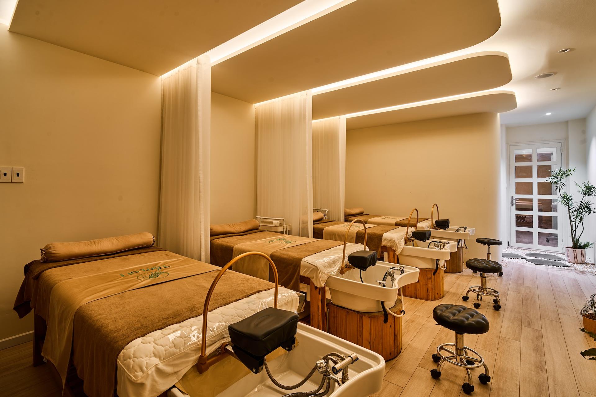 Tam Oi Head Spa and Massage in District 1, Ho Chi Minh City - Thumbnail 8